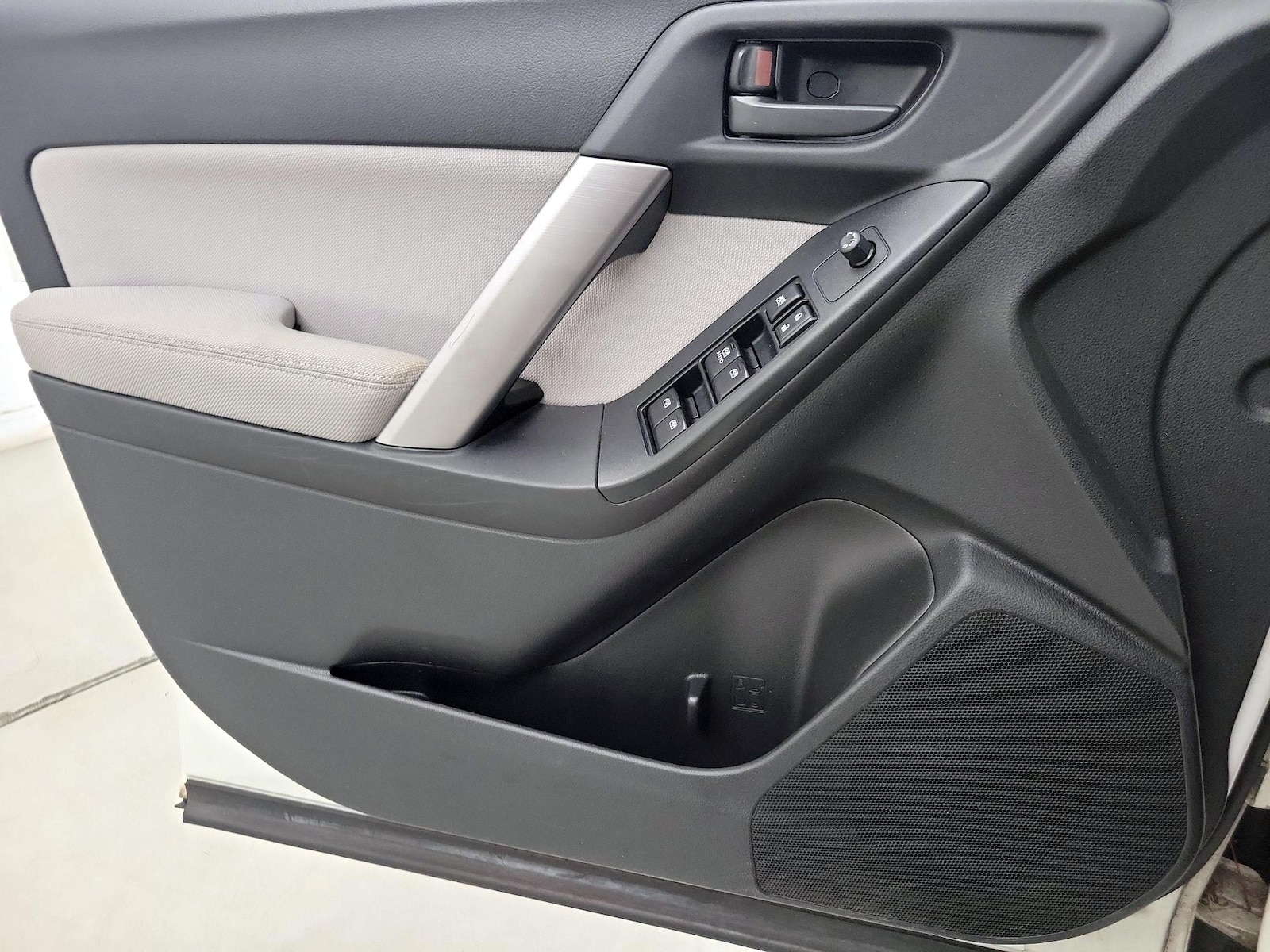 2015 Subaru Forester i Premium - Photo 13