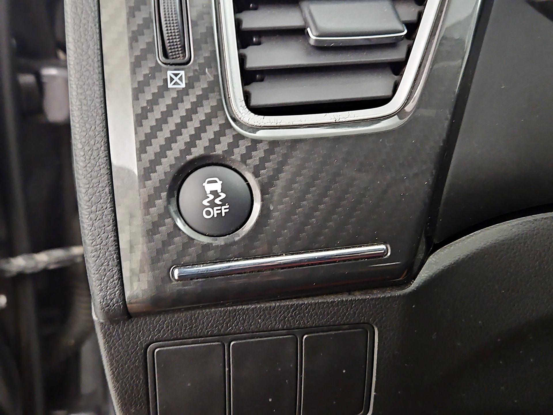 Thumbnail: 2015 Honda Civic - 13