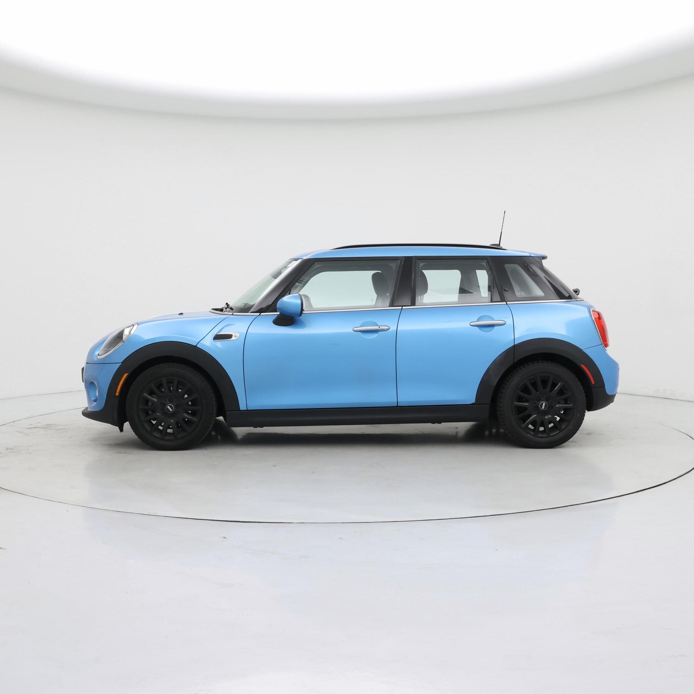 Thumbnail: 2019 MINI Cooper Hardtop - 3