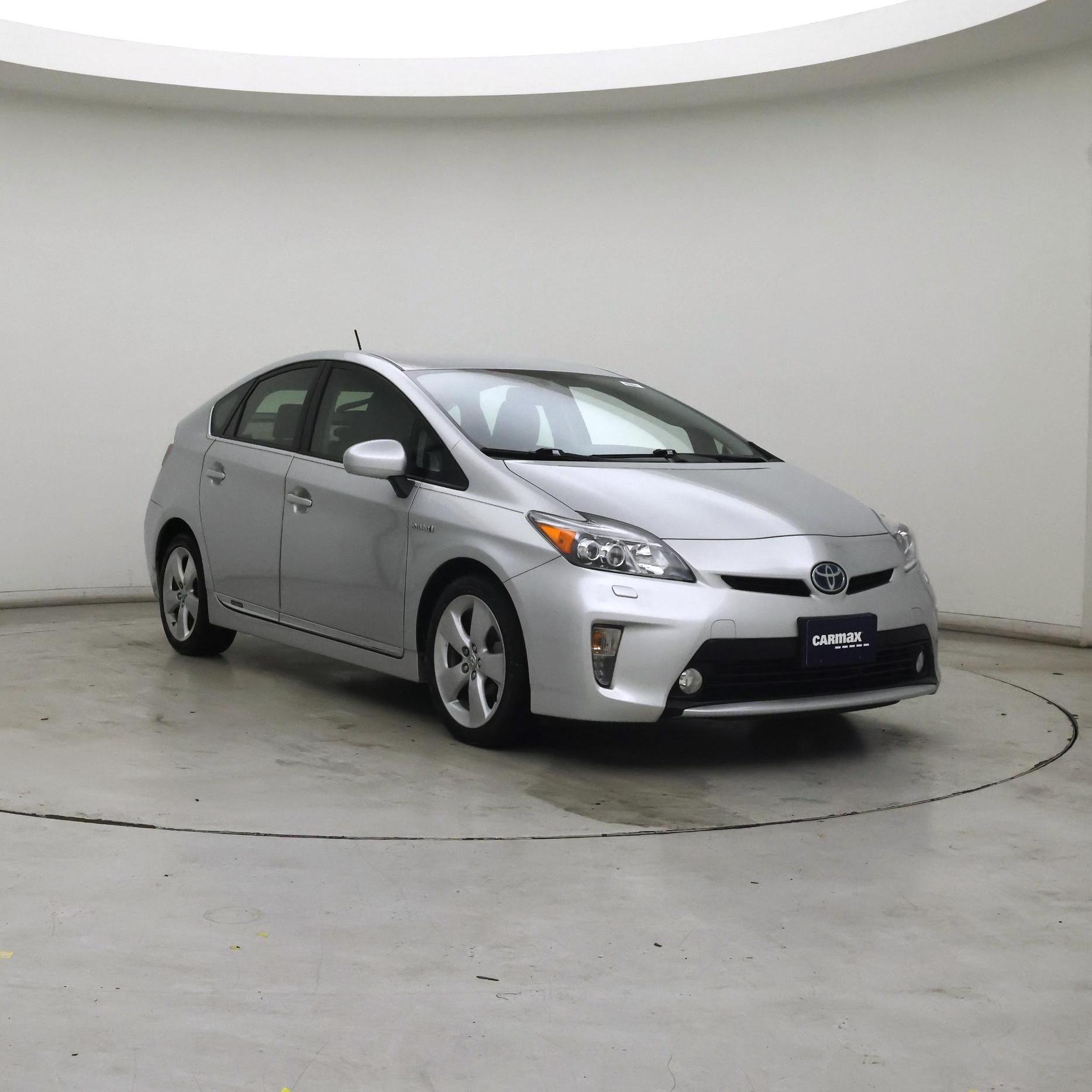Silver 2014 Toyota Prius Hatchback Front-Wheel Drive Automatic