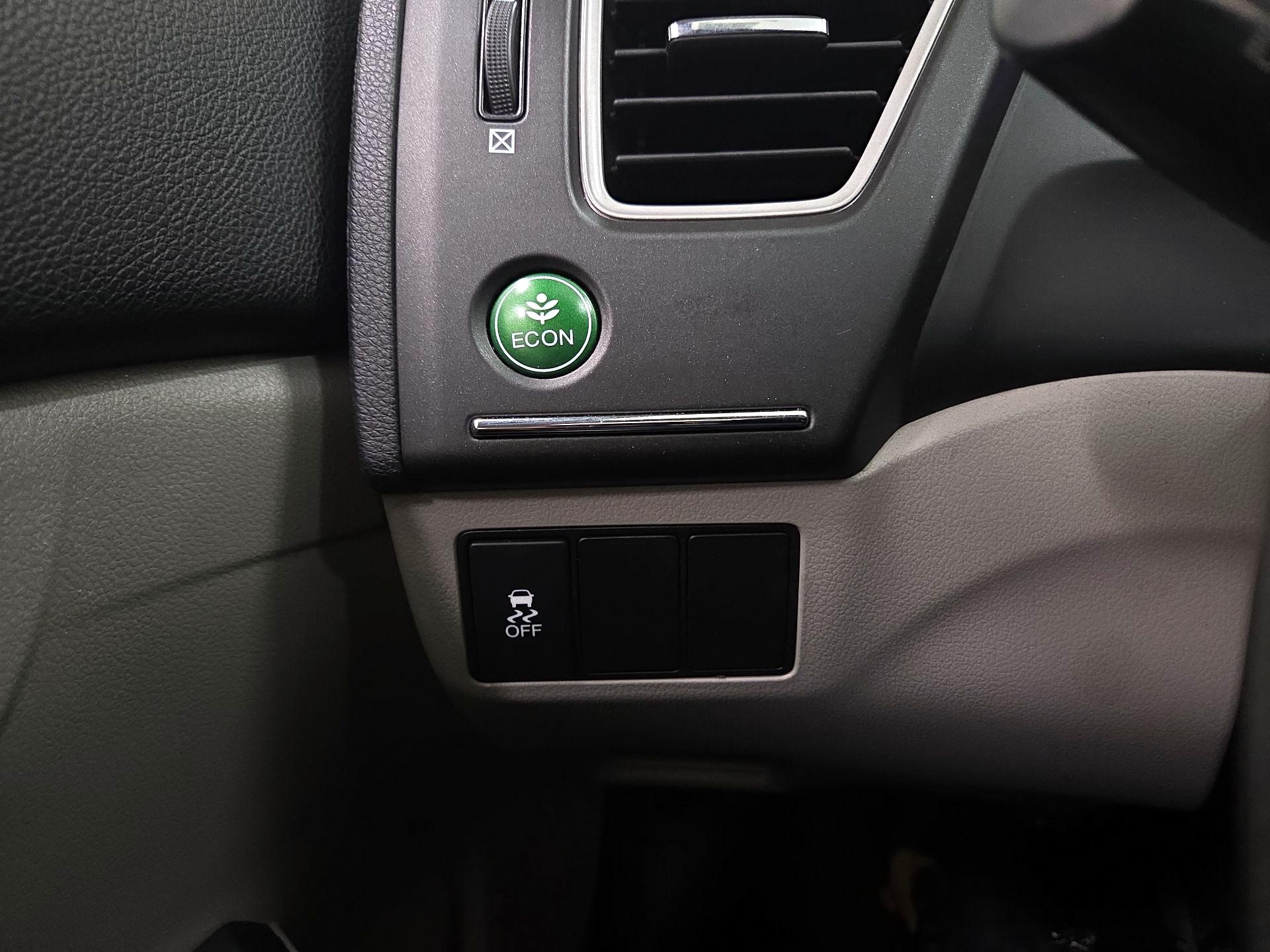 Thumbnail: 2014 Honda Civic - 13