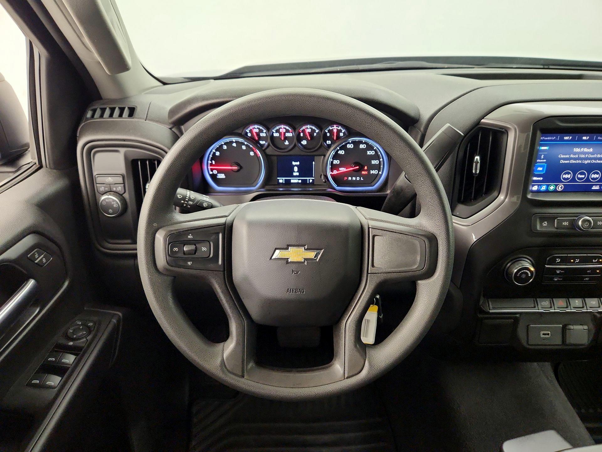 Thumbnail: 2020 Chevrolet Silverado 1500 - 10