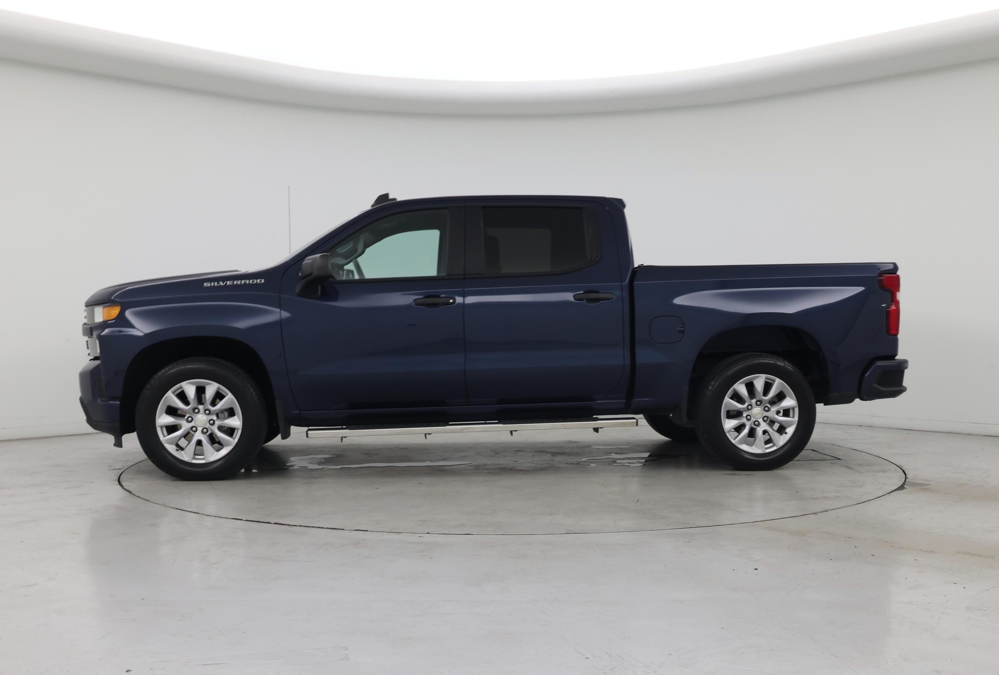 Thumbnail: 2020 Chevrolet Silverado 1500 - 3