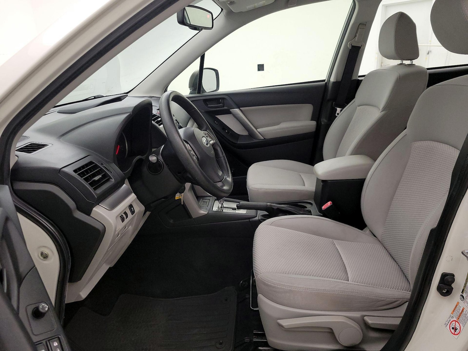 2015 Subaru Forester i - Photo 12