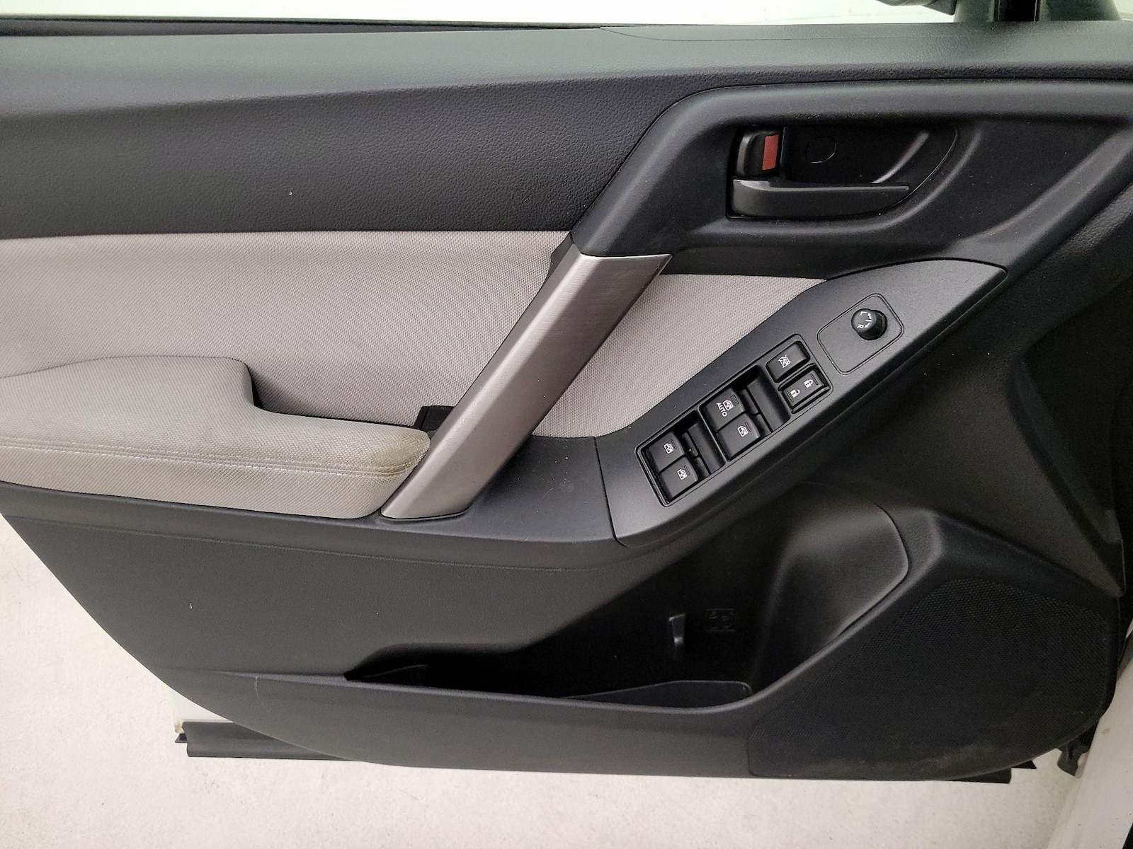 2015 Subaru Forester i - Photo 13