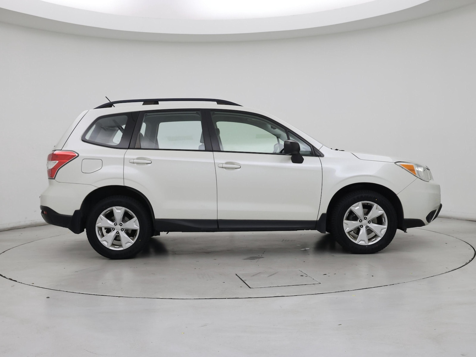 2015 Subaru Forester i - Photo 8