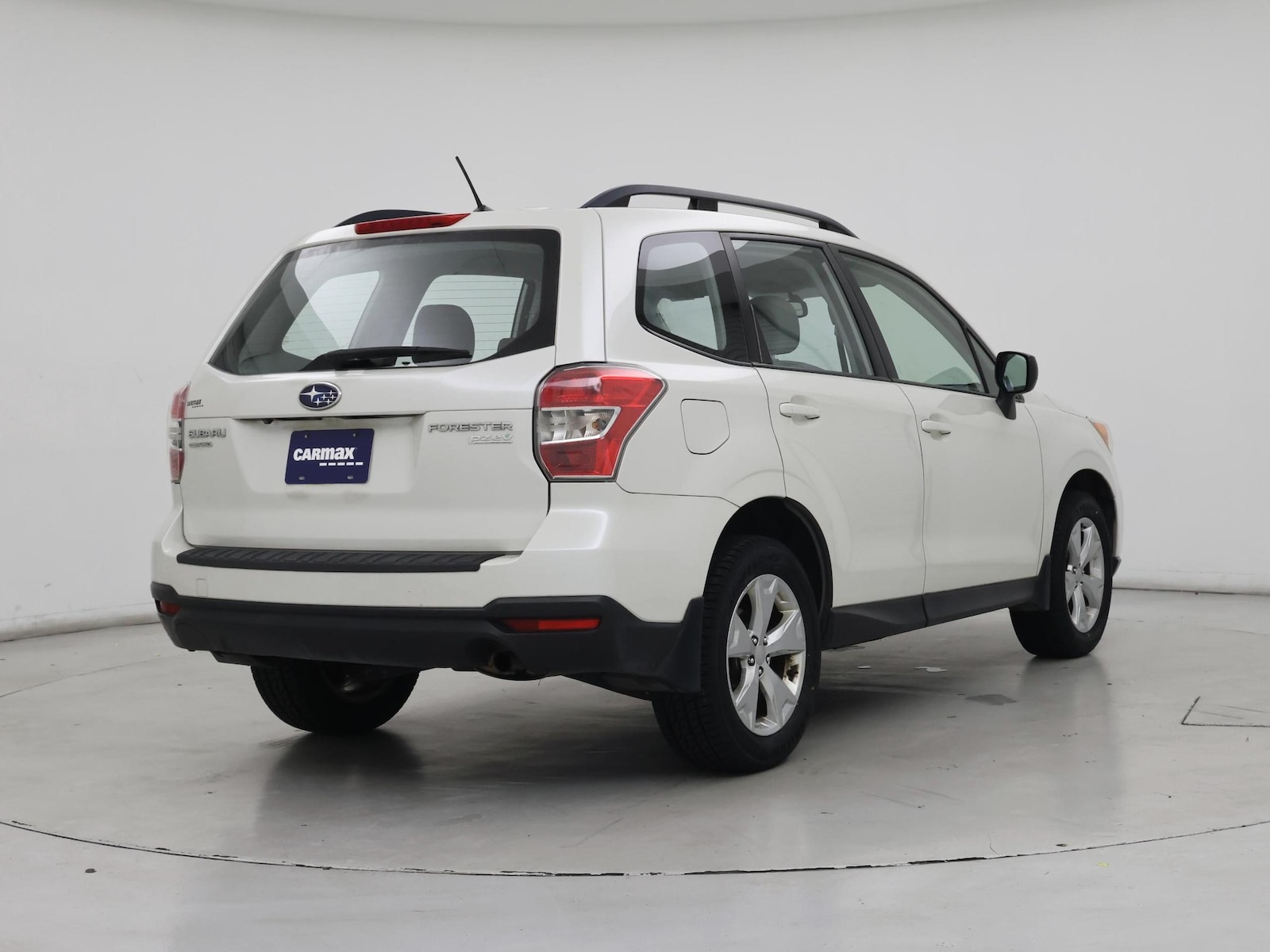 2015 Subaru Forester i - Photo 9