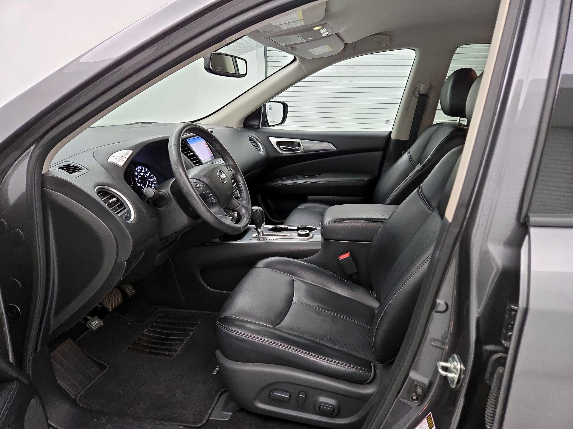 Thumbnail: 2019 Nissan Pathfinder - 11