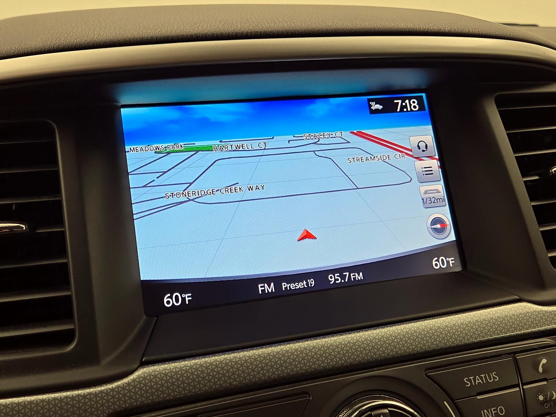 Thumbnail: 2019 Nissan Pathfinder - 14