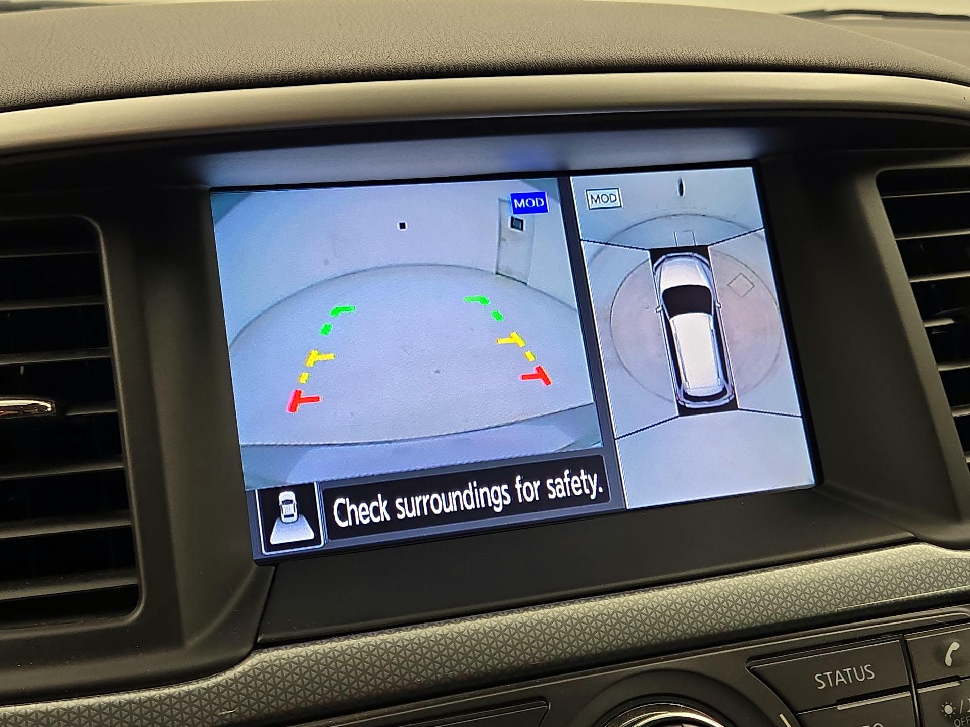 Thumbnail: 2019 Nissan Pathfinder - 15