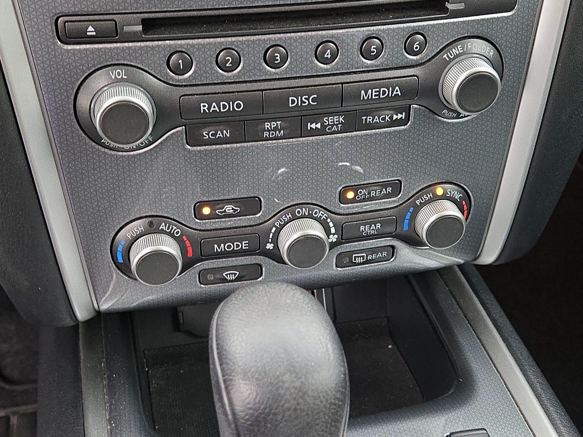 Thumbnail: 2019 Nissan Pathfinder - 17