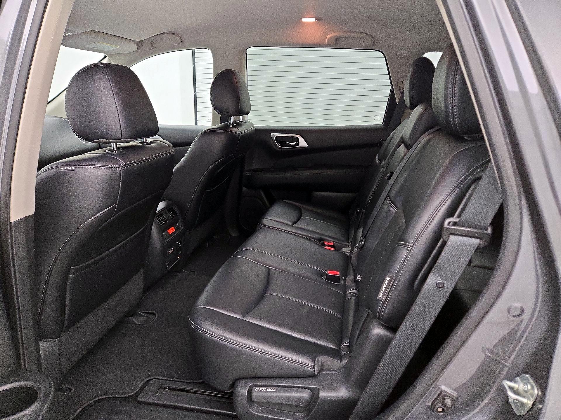 Thumbnail: 2019 Nissan Pathfinder - 20