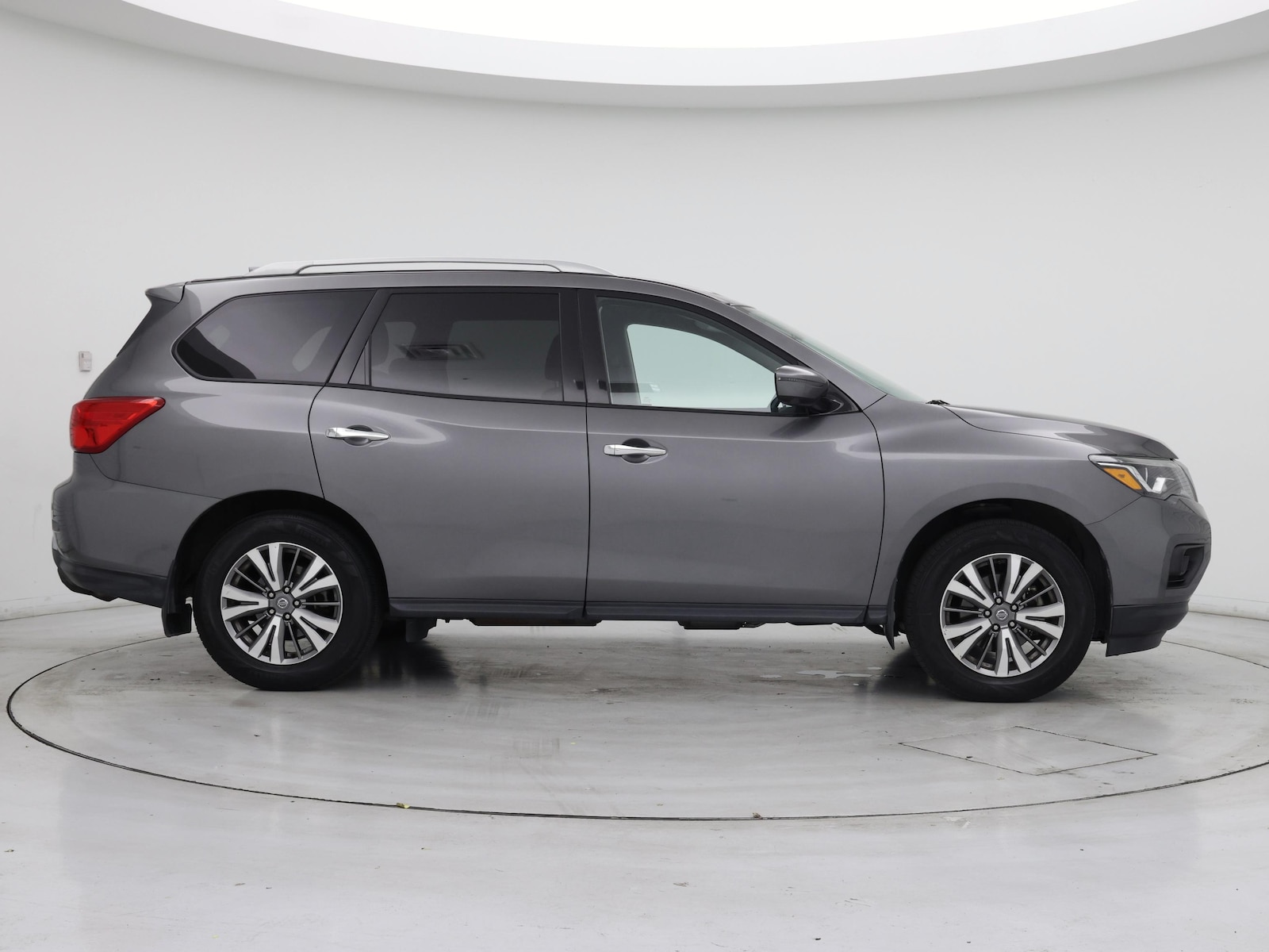 2019 Nissan Pathfinder SL - Photo 8