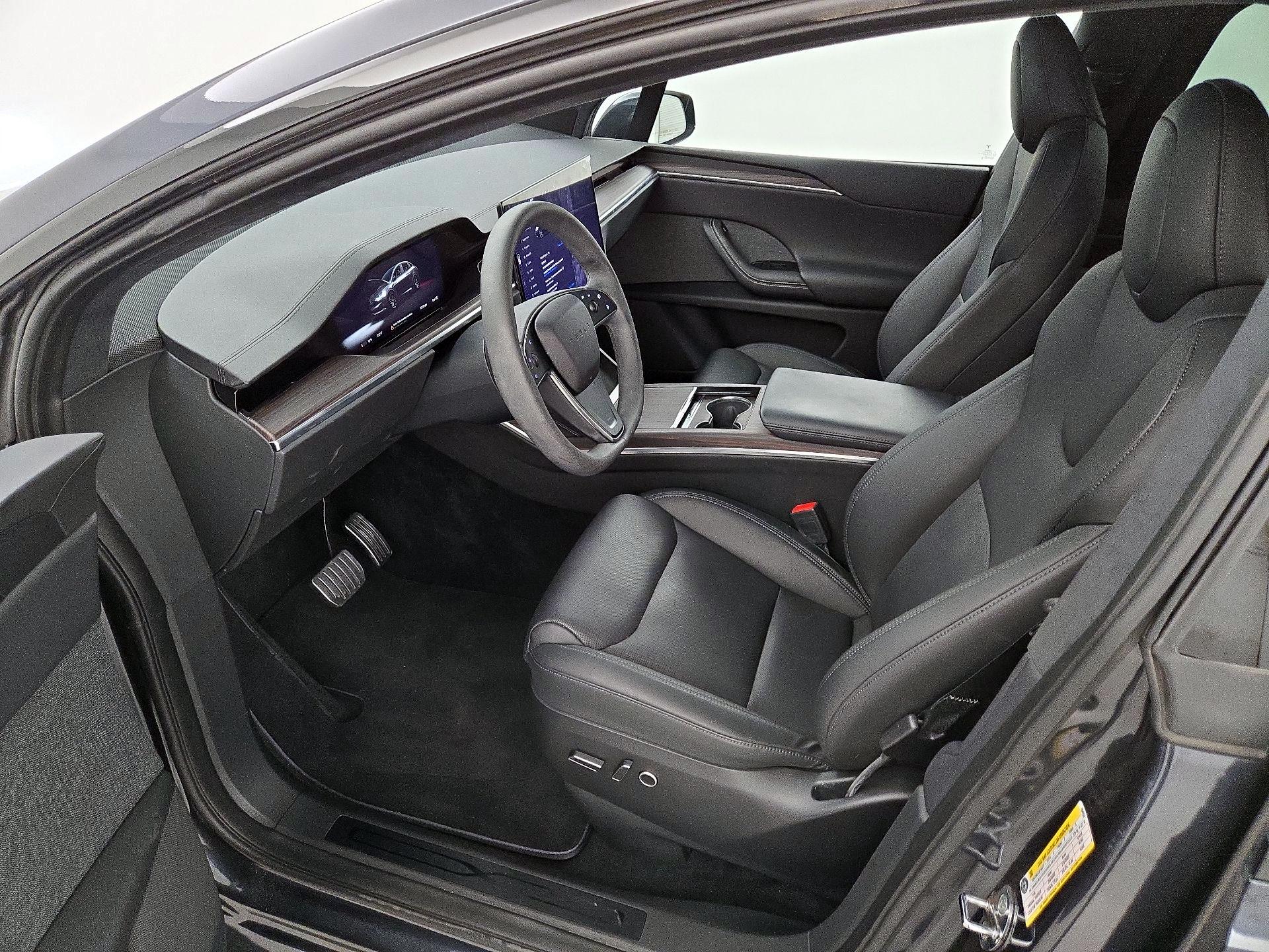 Thumbnail: 2024 Tesla Model X - 11