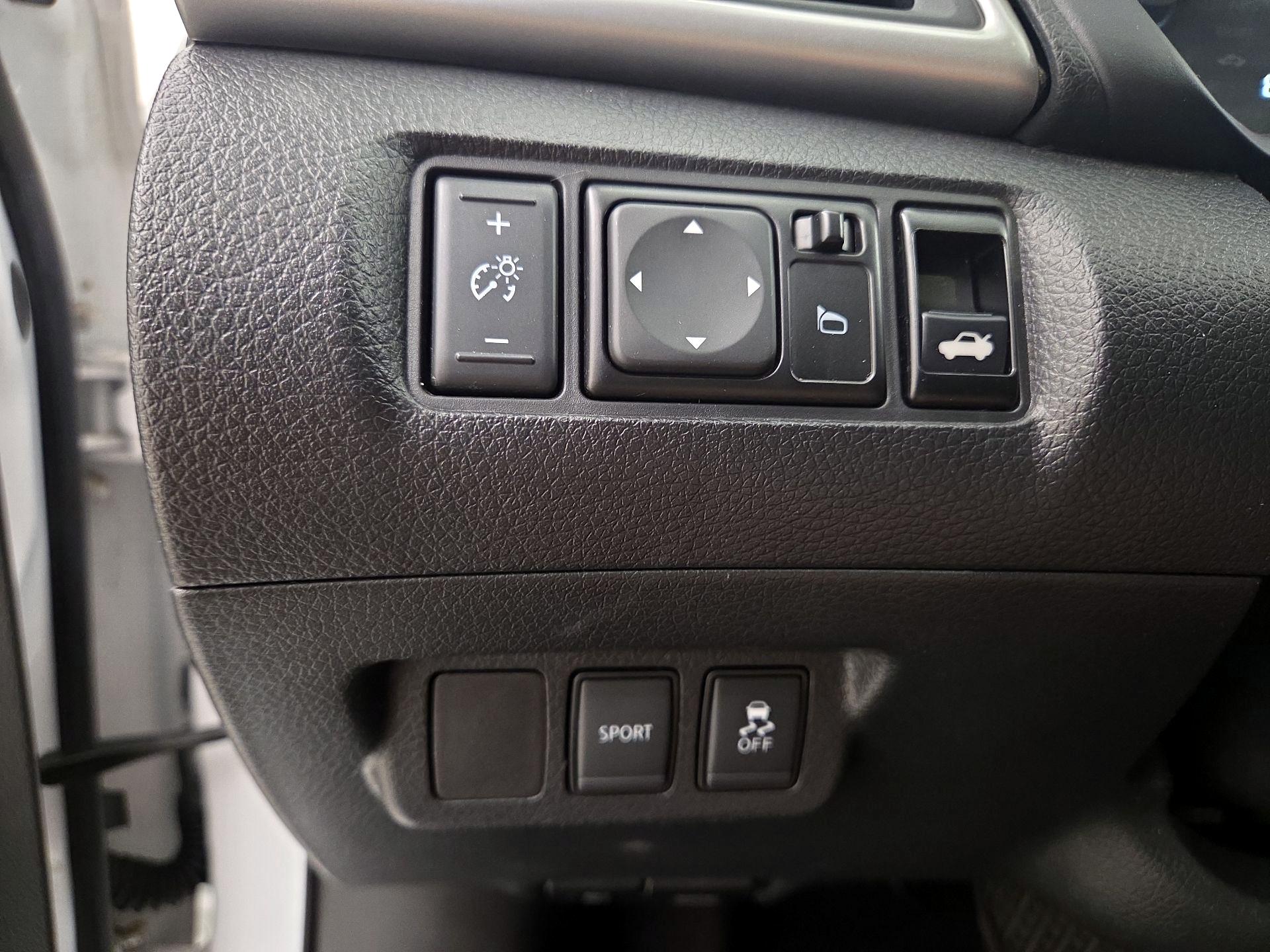 Thumbnail: 2019 Nissan Sentra - 13