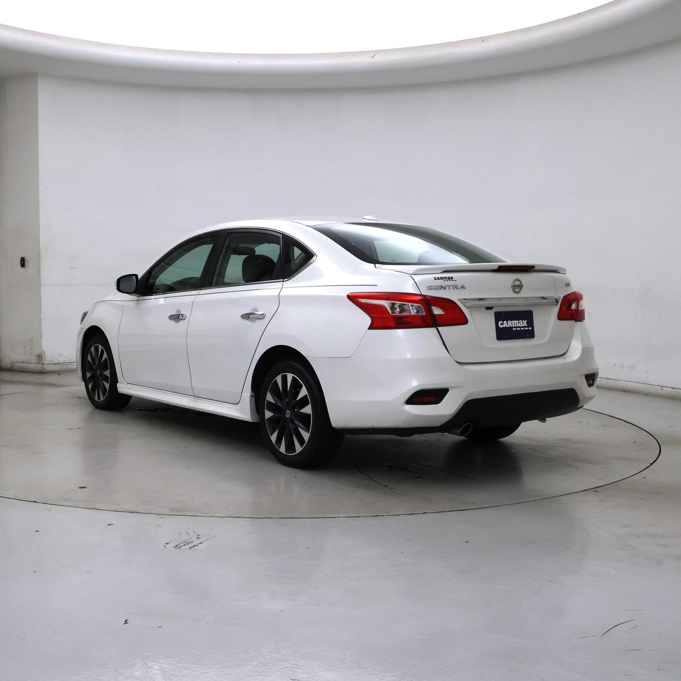 Thumbnail: 2019 Nissan Sentra - 2