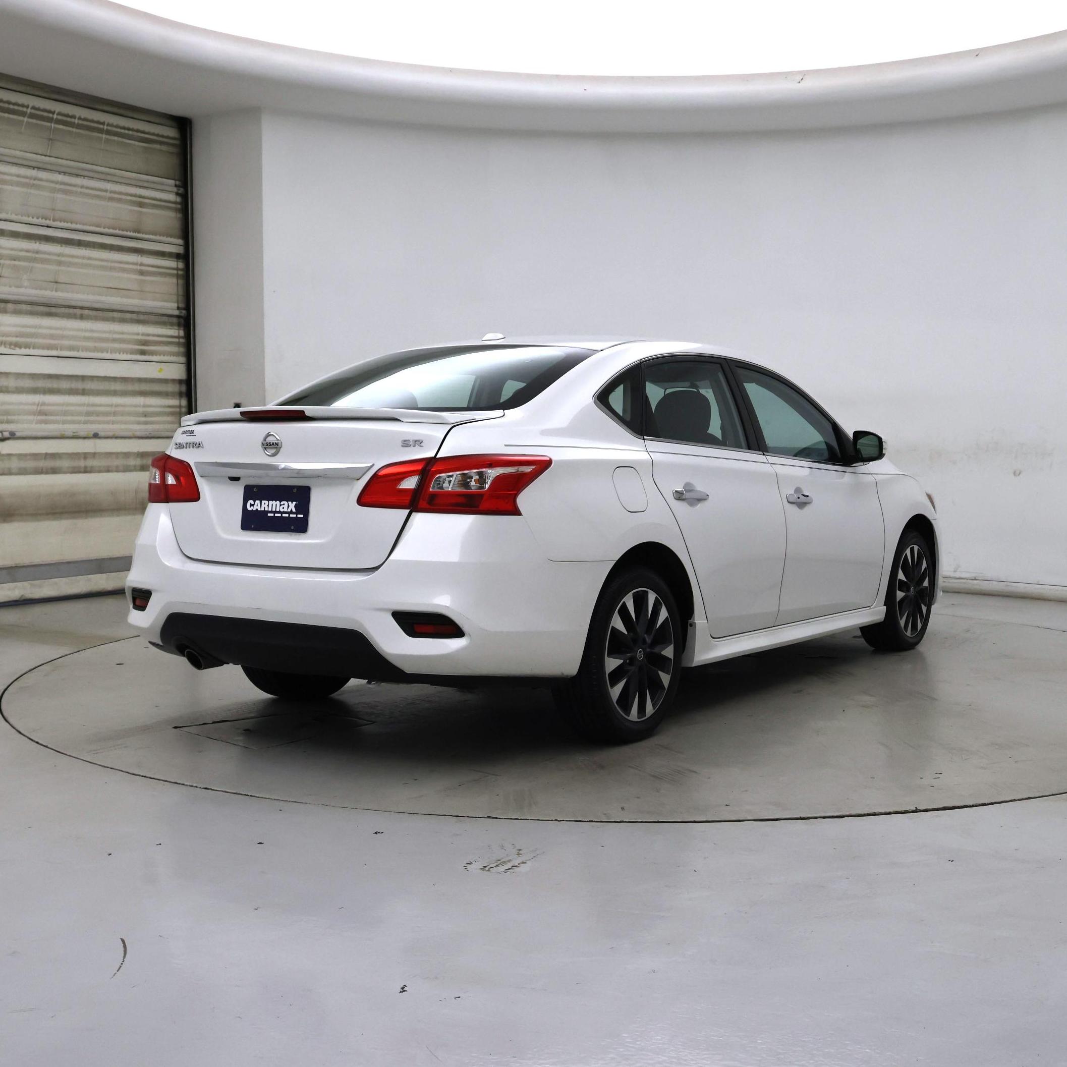 Thumbnail: 2019 Nissan Sentra - 8
