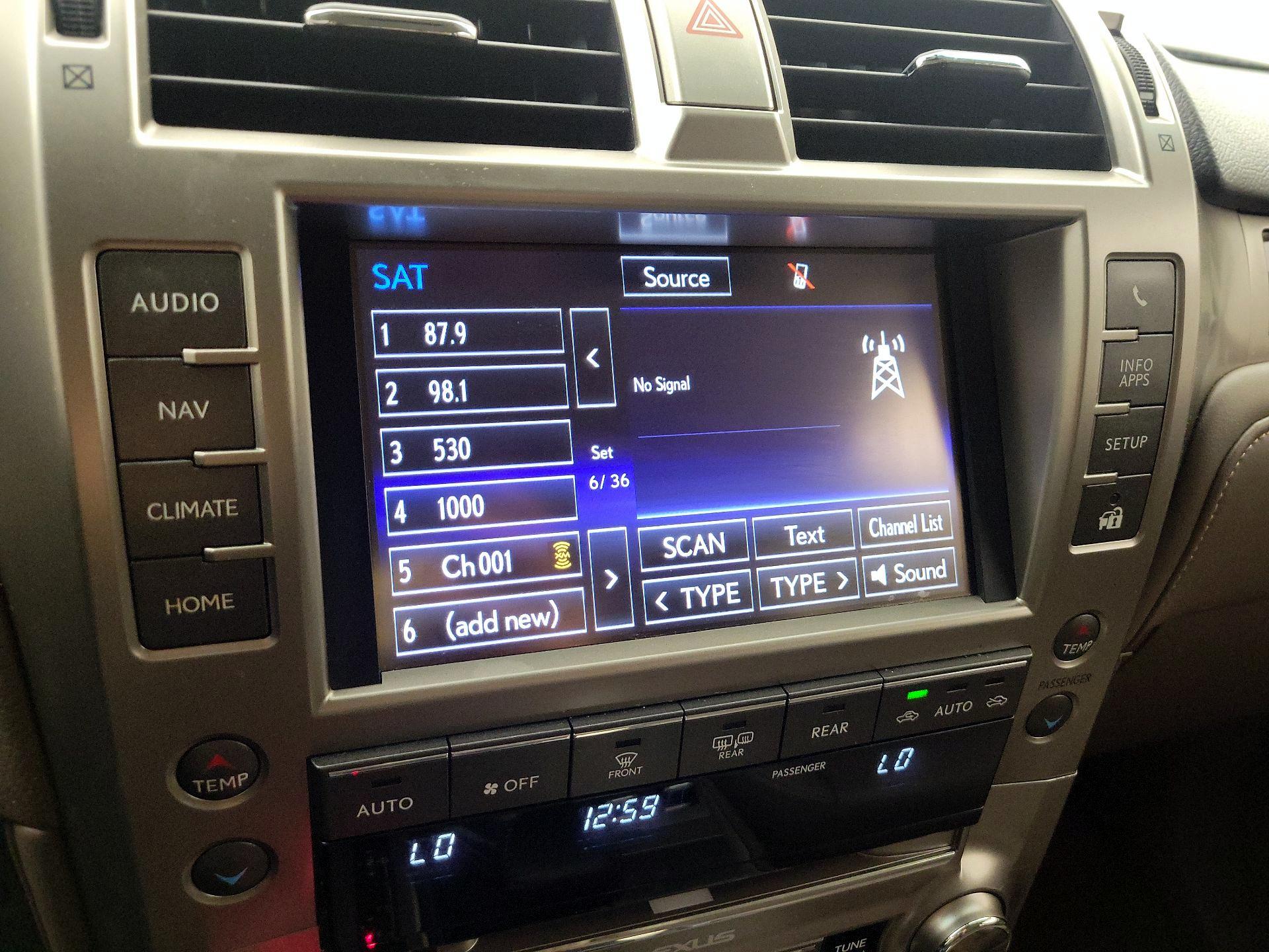 Thumbnail: 2019 Lexus GX - 16