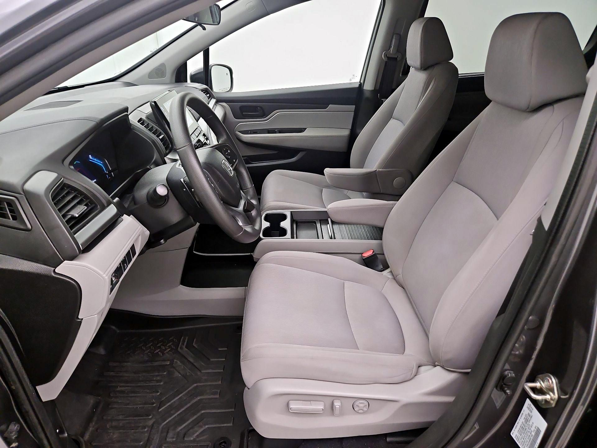 Thumbnail: 2019 Honda Odyssey - 11