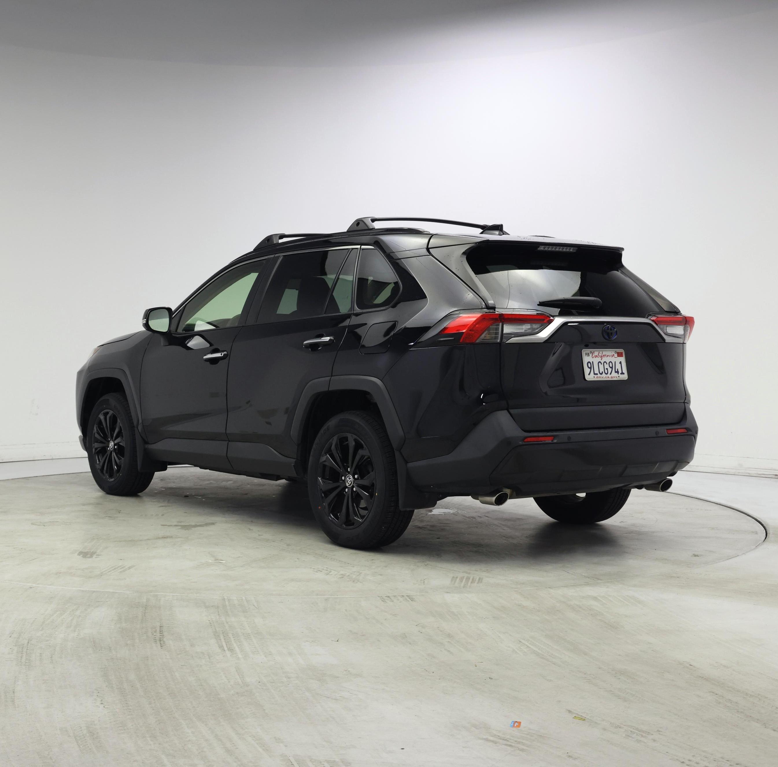 Thumbnail: 2024 Toyota RAV4 - 2