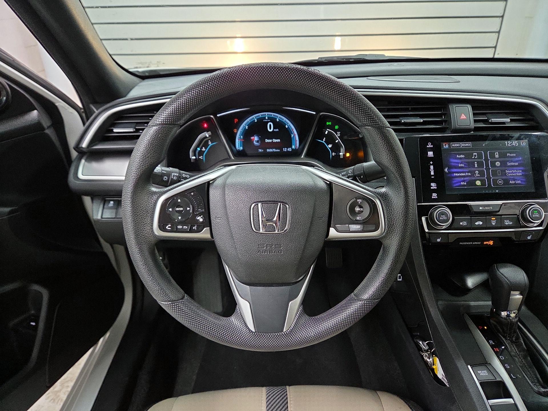 Thumbnail: 2016 Honda Civic - 10