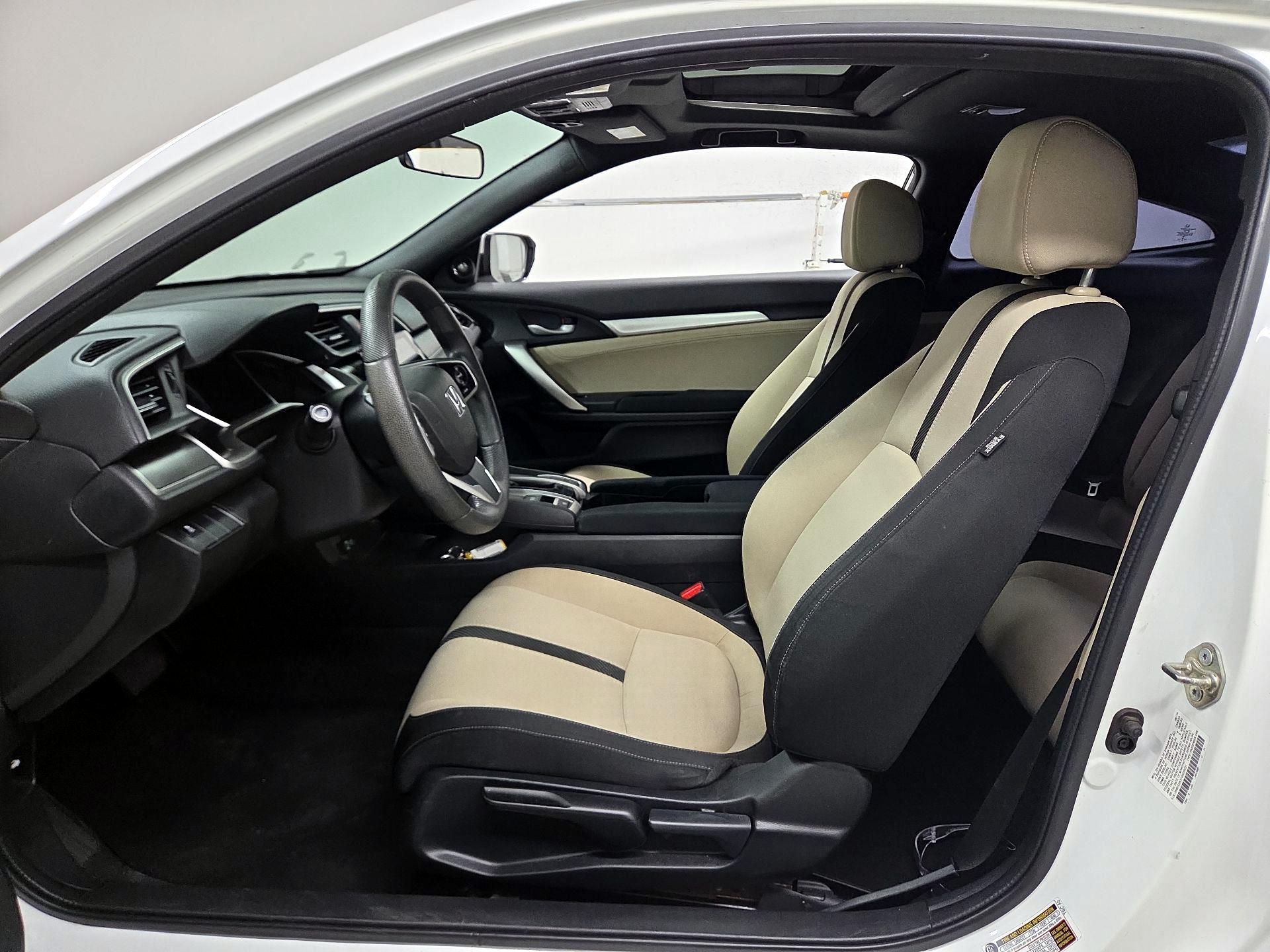 Thumbnail: 2016 Honda Civic - 11