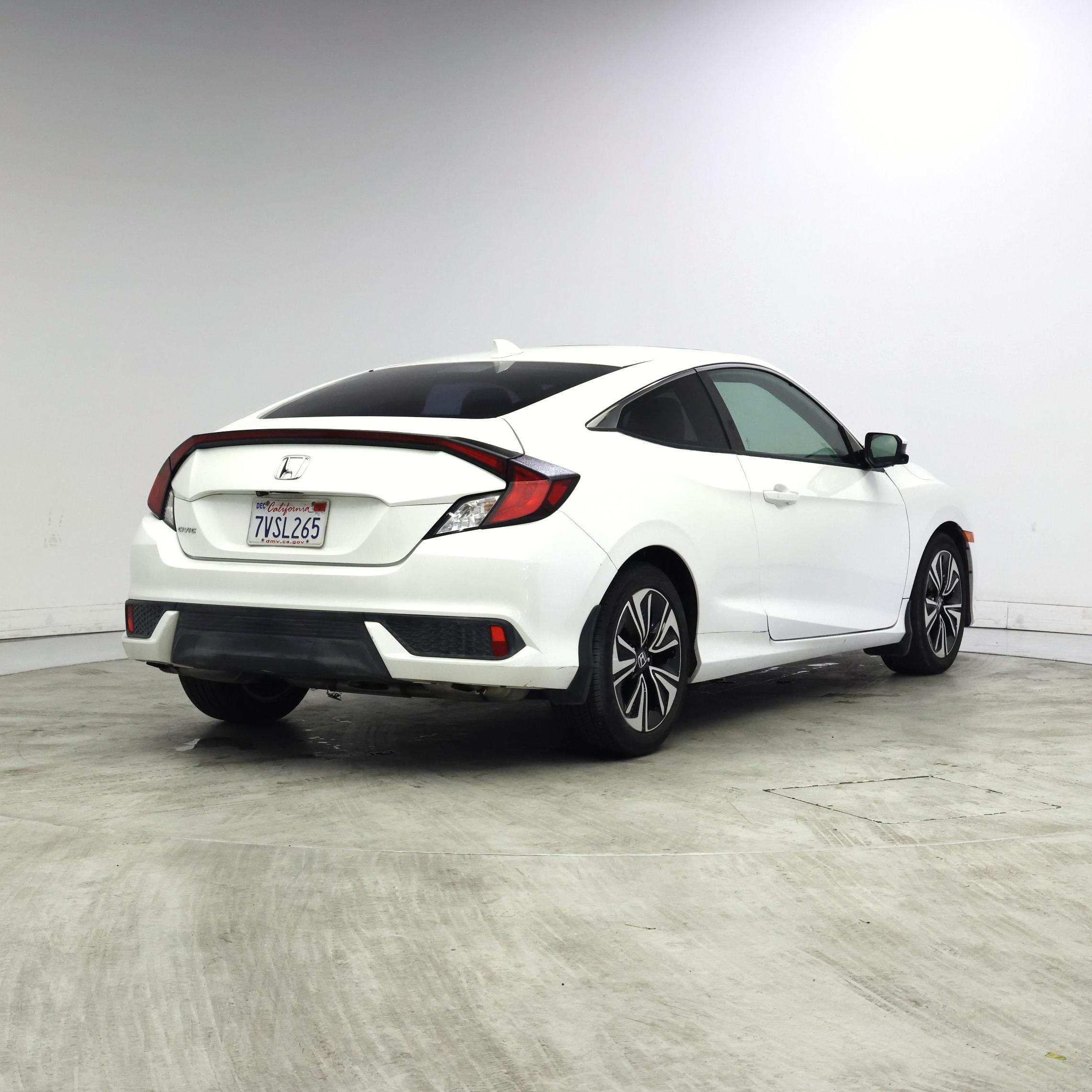 Thumbnail: 2016 Honda Civic - 8