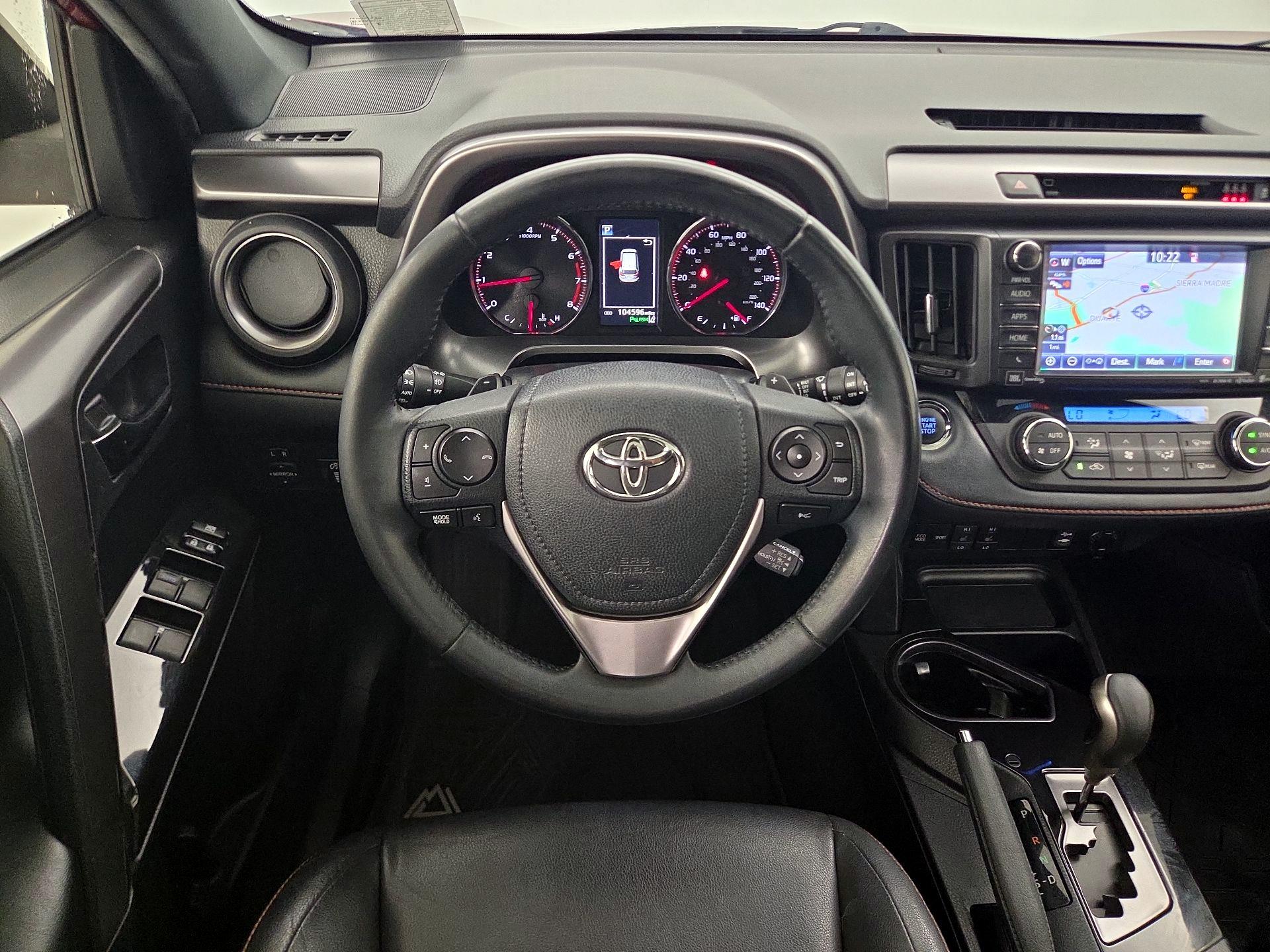 Thumbnail: 2018 Toyota RAV4 - 10