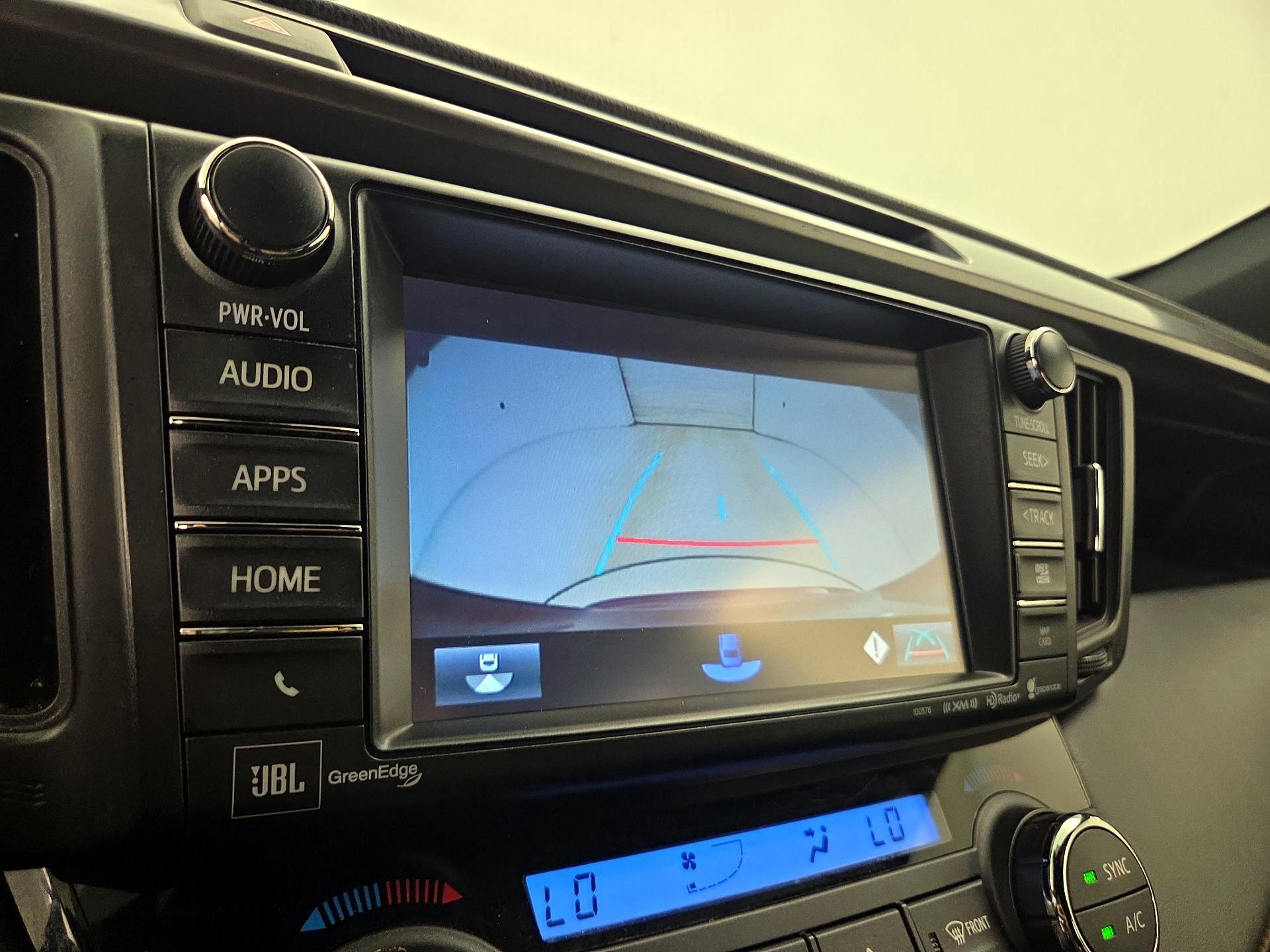 Thumbnail: 2018 Toyota RAV4 - 15