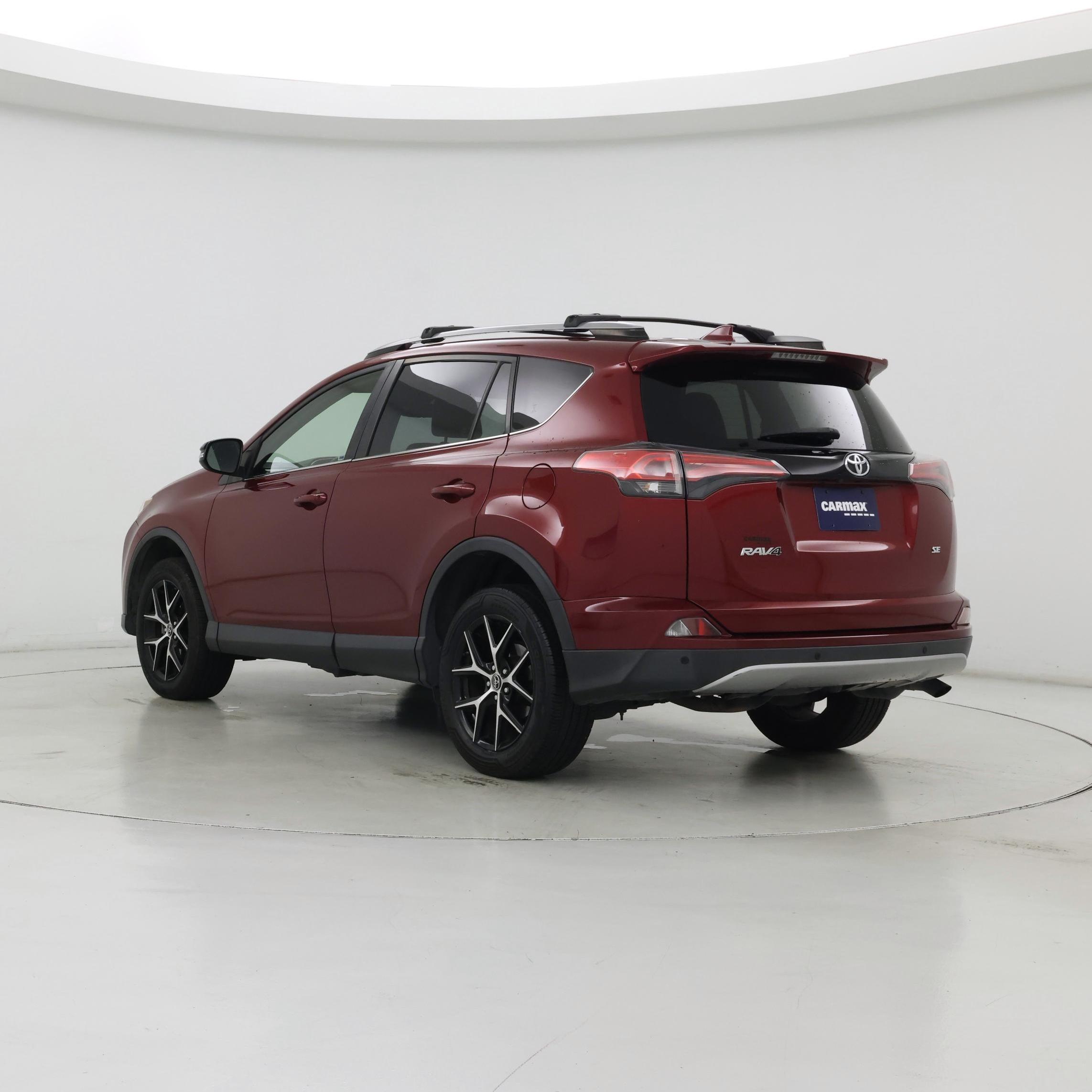 Thumbnail: 2018 Toyota RAV4 - 2