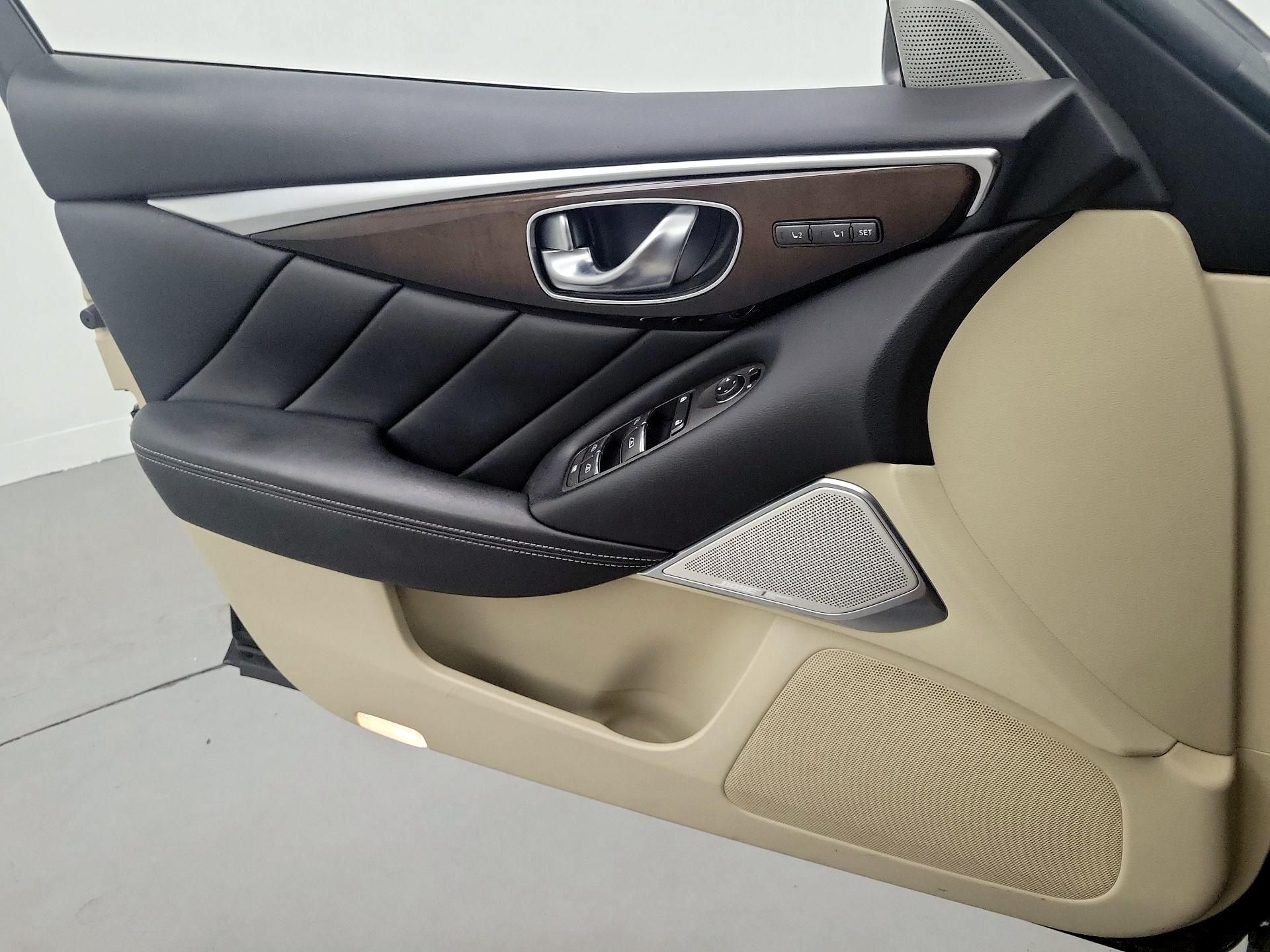 Thumbnail: 2017 INFINITI Q50 - 12