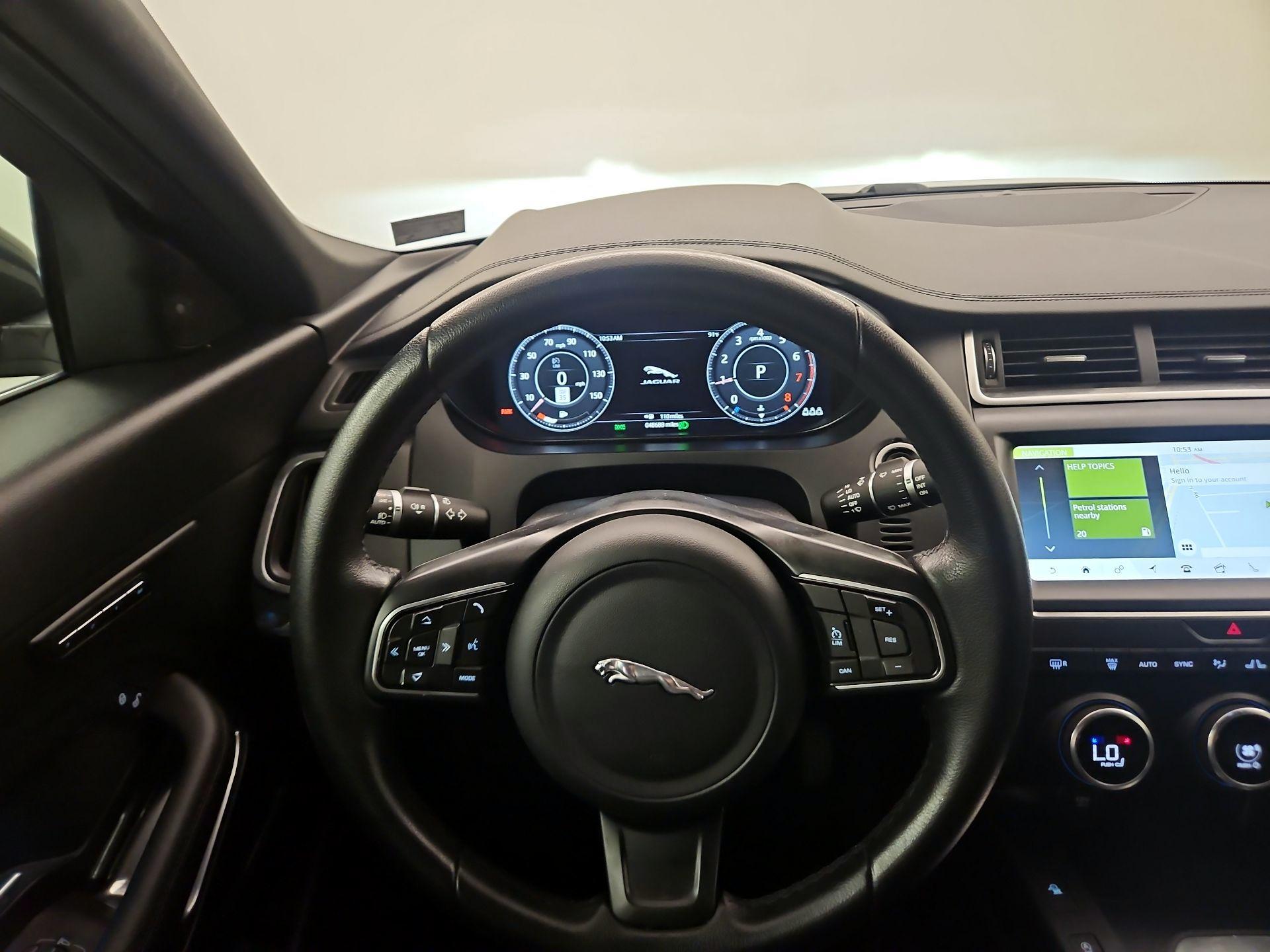 Thumbnail: 2020 Jaguar E-Pace - 10