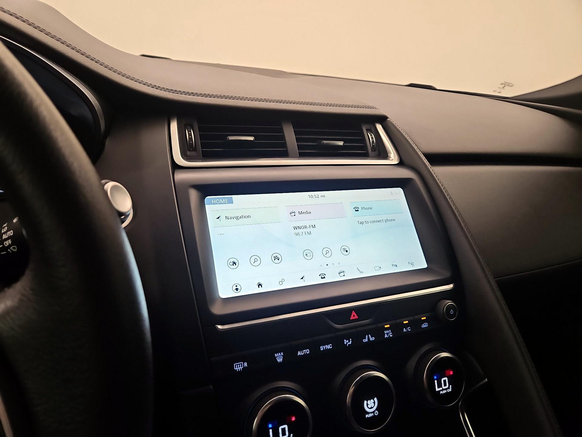 Thumbnail: 2020 Jaguar E-Pace - 16