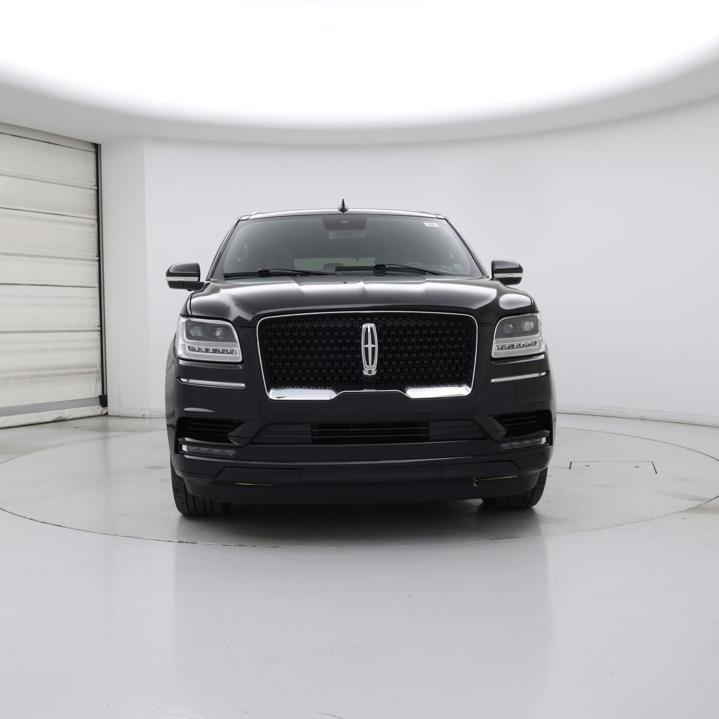 Thumbnail: 2021 Lincoln Navigator - 5