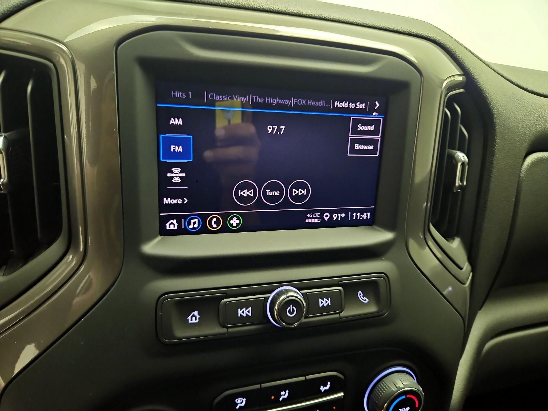 Thumbnail: 2025 Chevrolet Silverado 2500 - 15