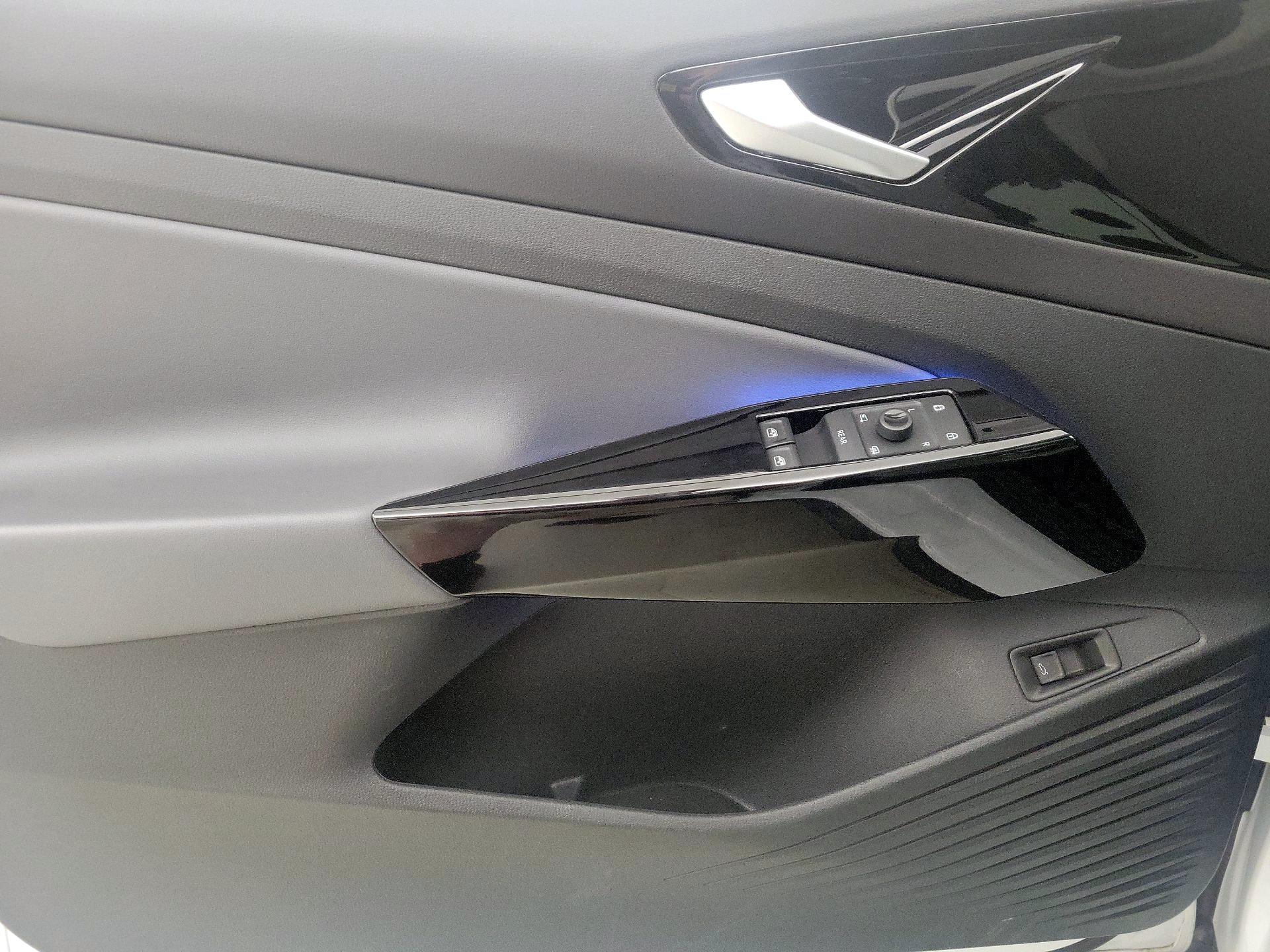 Thumbnail: 2021 Volkswagen ID.4 - 12