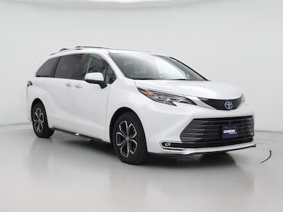 2025 Toyota Sienna Platinum