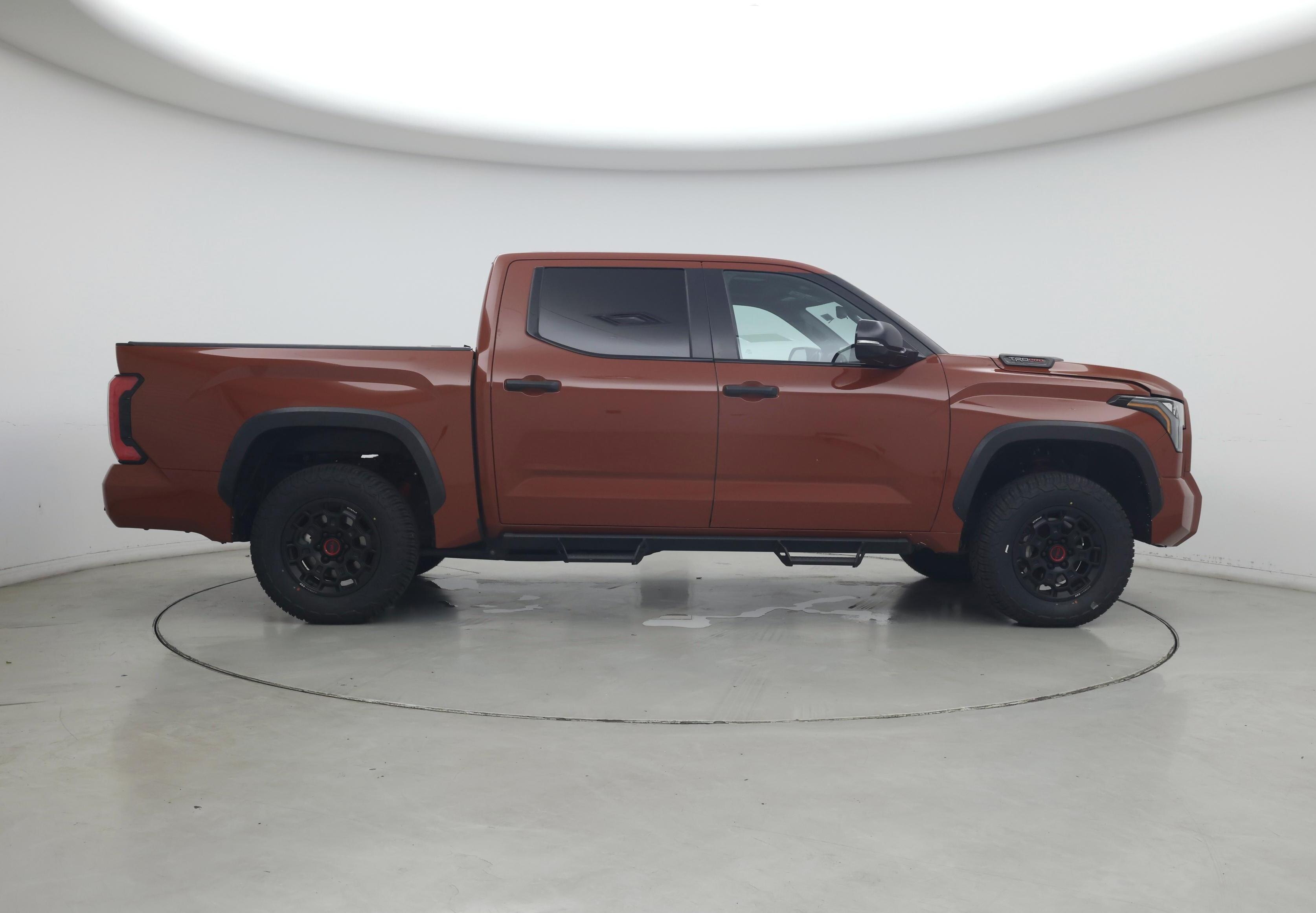 Thumbnail: 2024 Toyota Tundra - 7