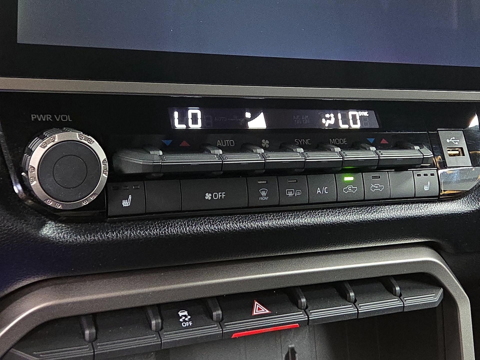 2024 Toyota Tundra SR5 - Photo 17