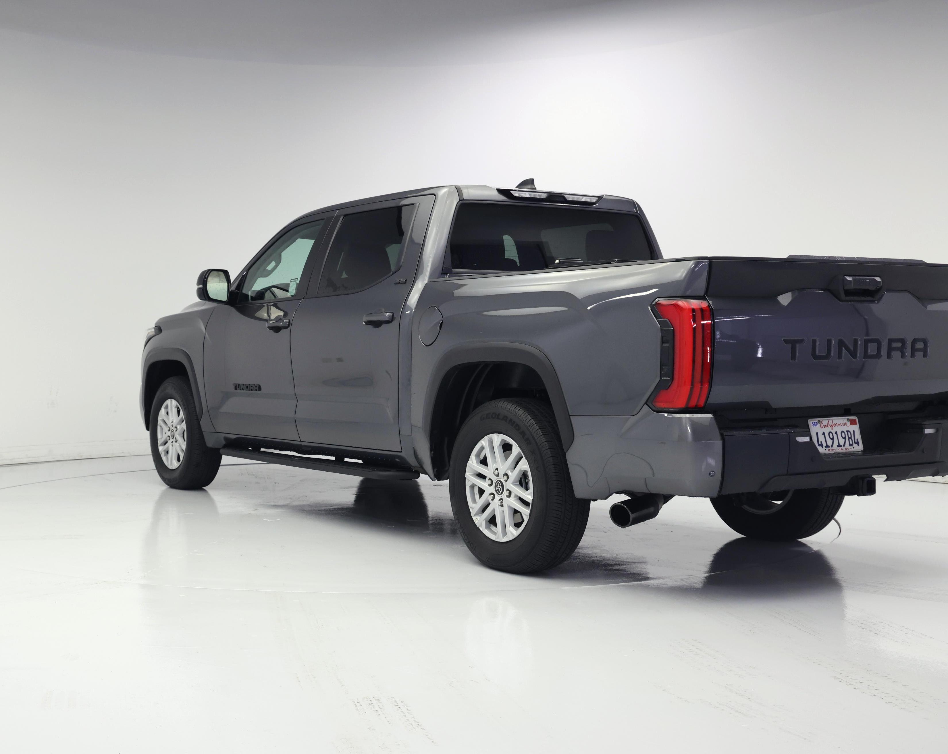 Thumbnail: 2024 Toyota Tundra - 2