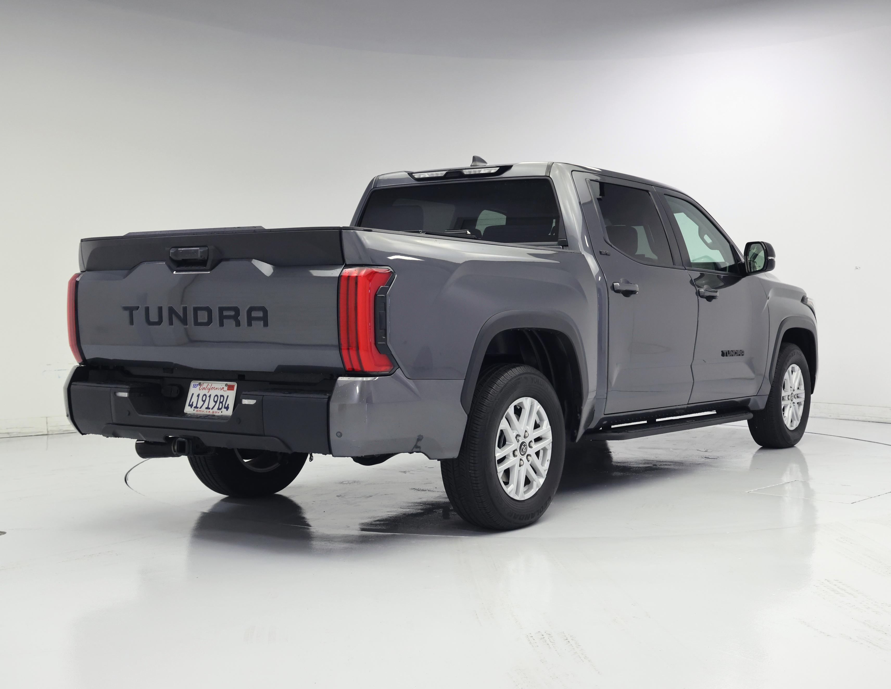 Thumbnail: 2024 Toyota Tundra - 8