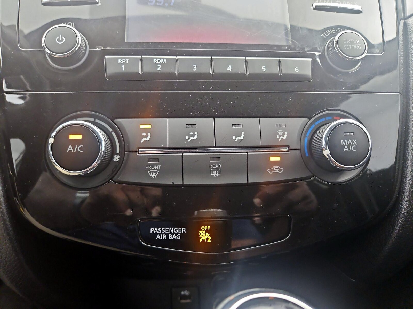 2018 Nissan Rogue Sport S - Photo 17