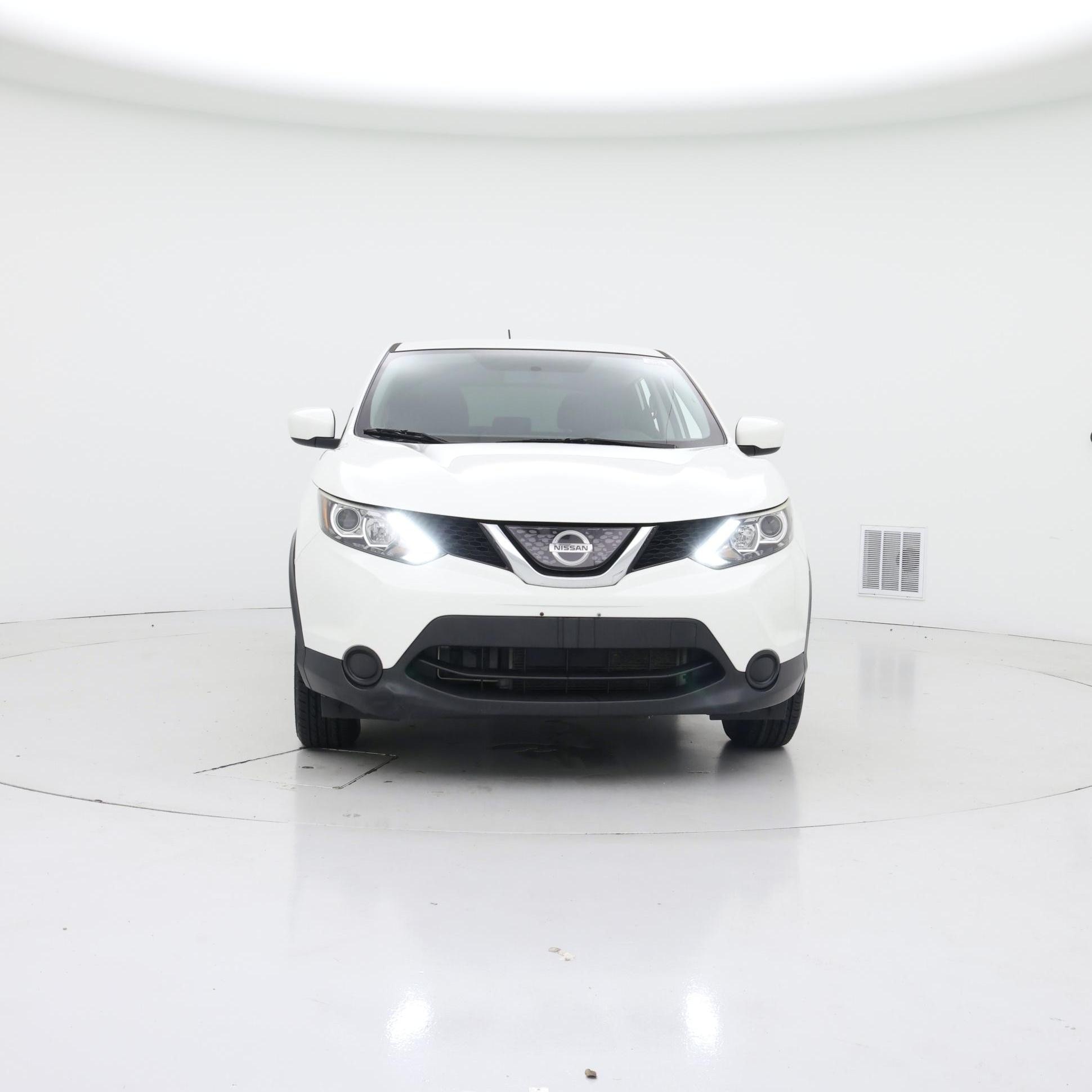 Thumbnail: 2018 Nissan Rogue Sport - 5
