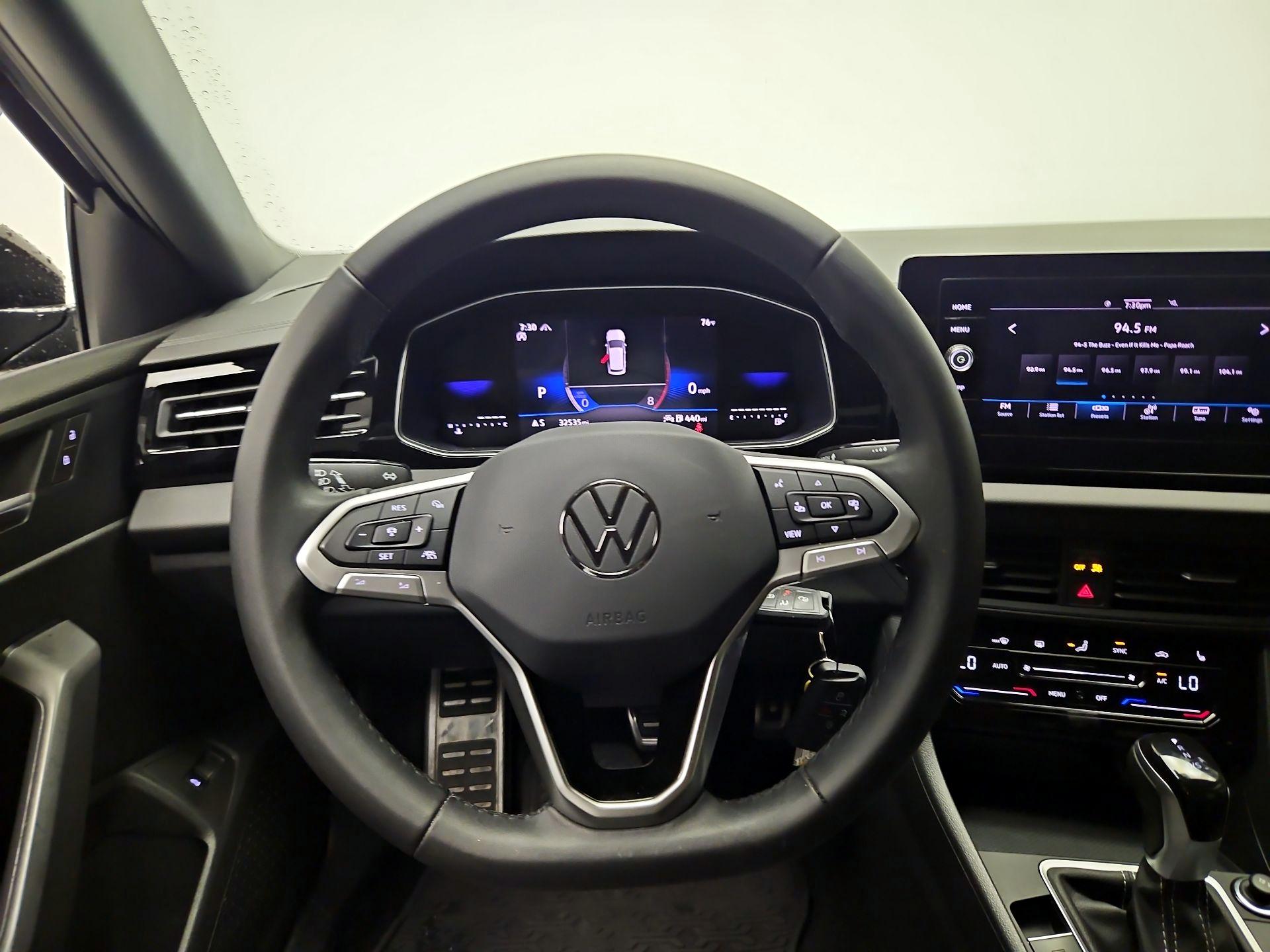 Thumbnail: 2025 Volkswagen Jetta - 10