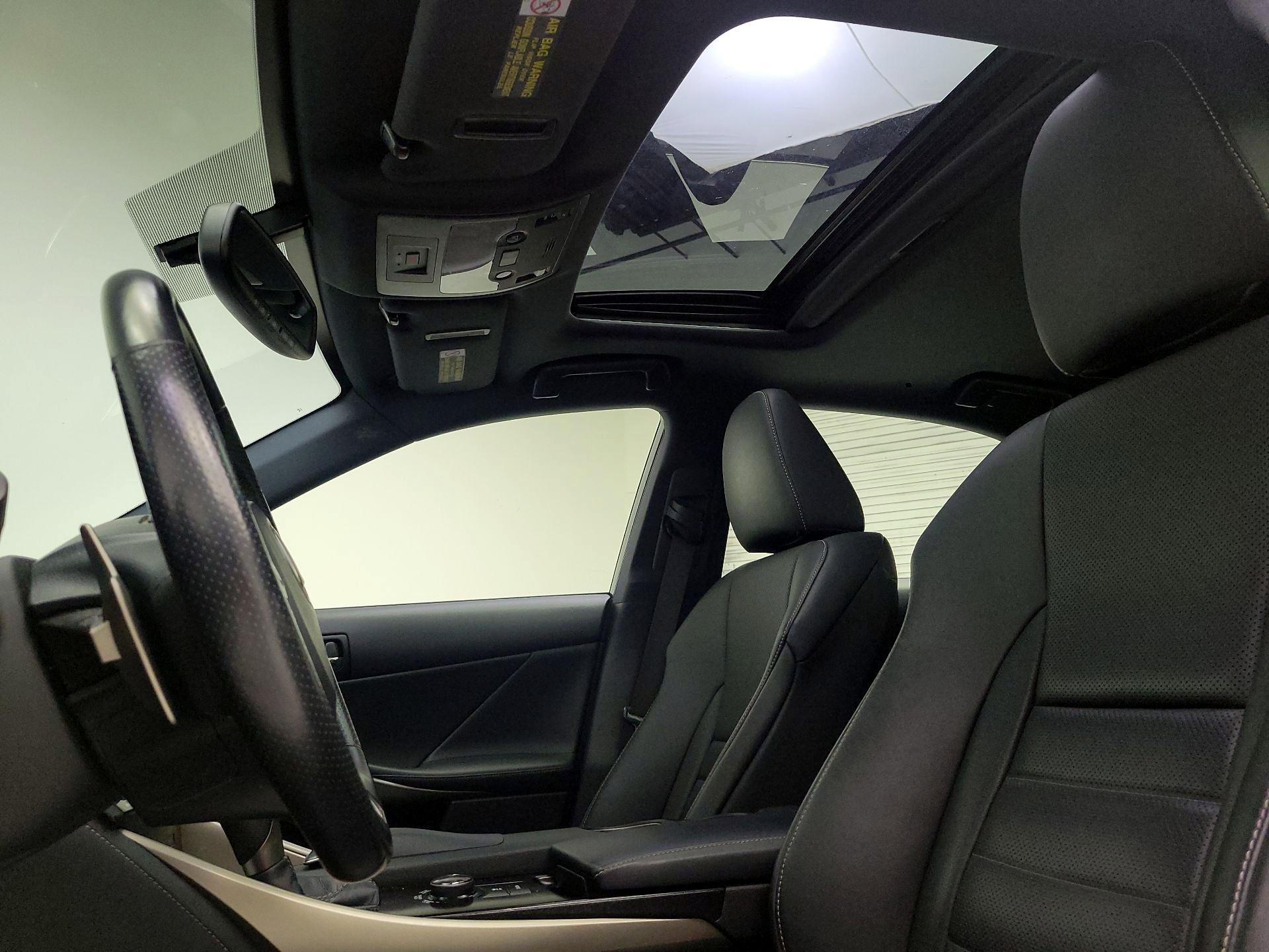 Thumbnail: 2014 Lexus IS - 19