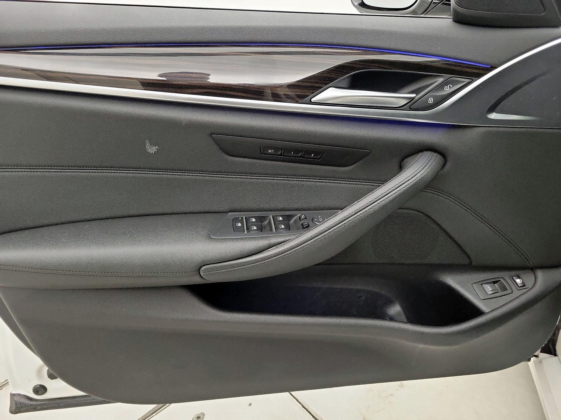 Thumbnail: 2019 BMW 5 Series - 12