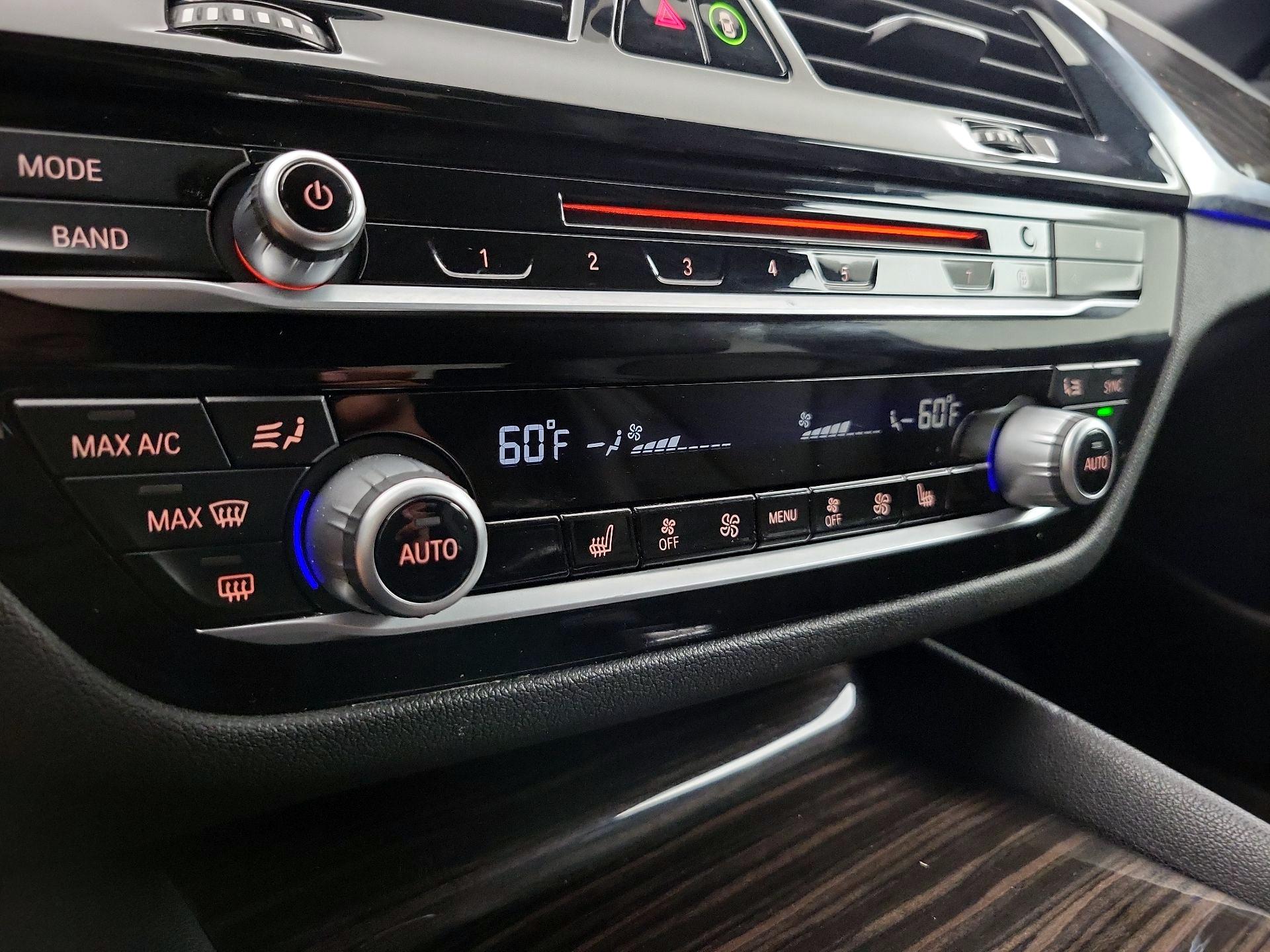 Thumbnail: 2019 BMW 5 Series - 17