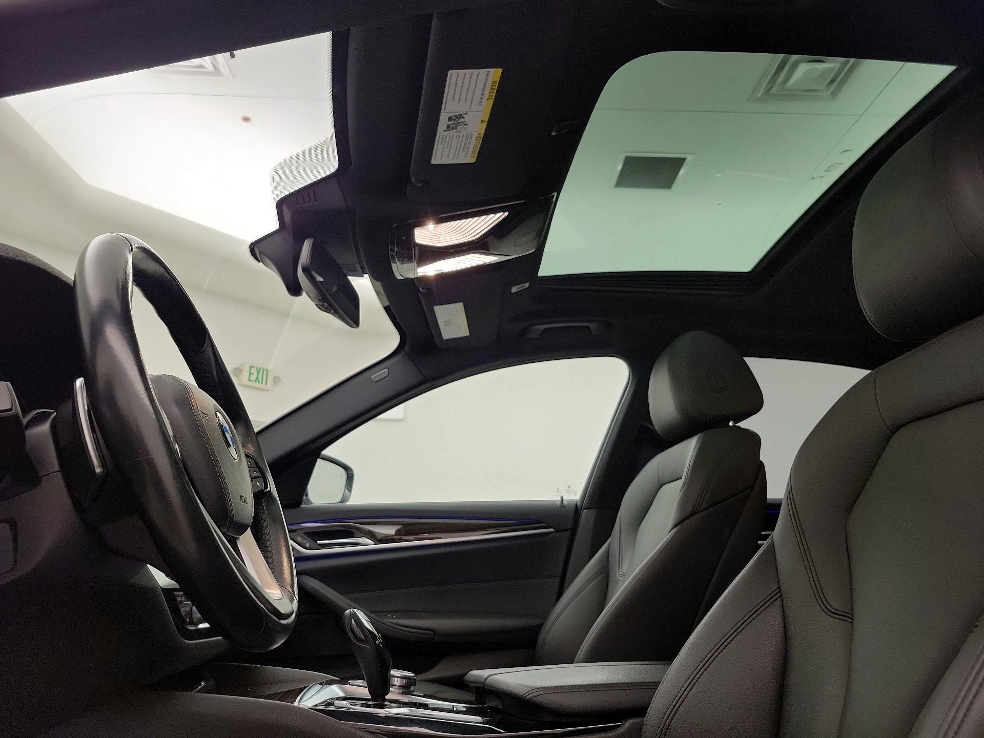 Thumbnail: 2019 BMW 5 Series - 20