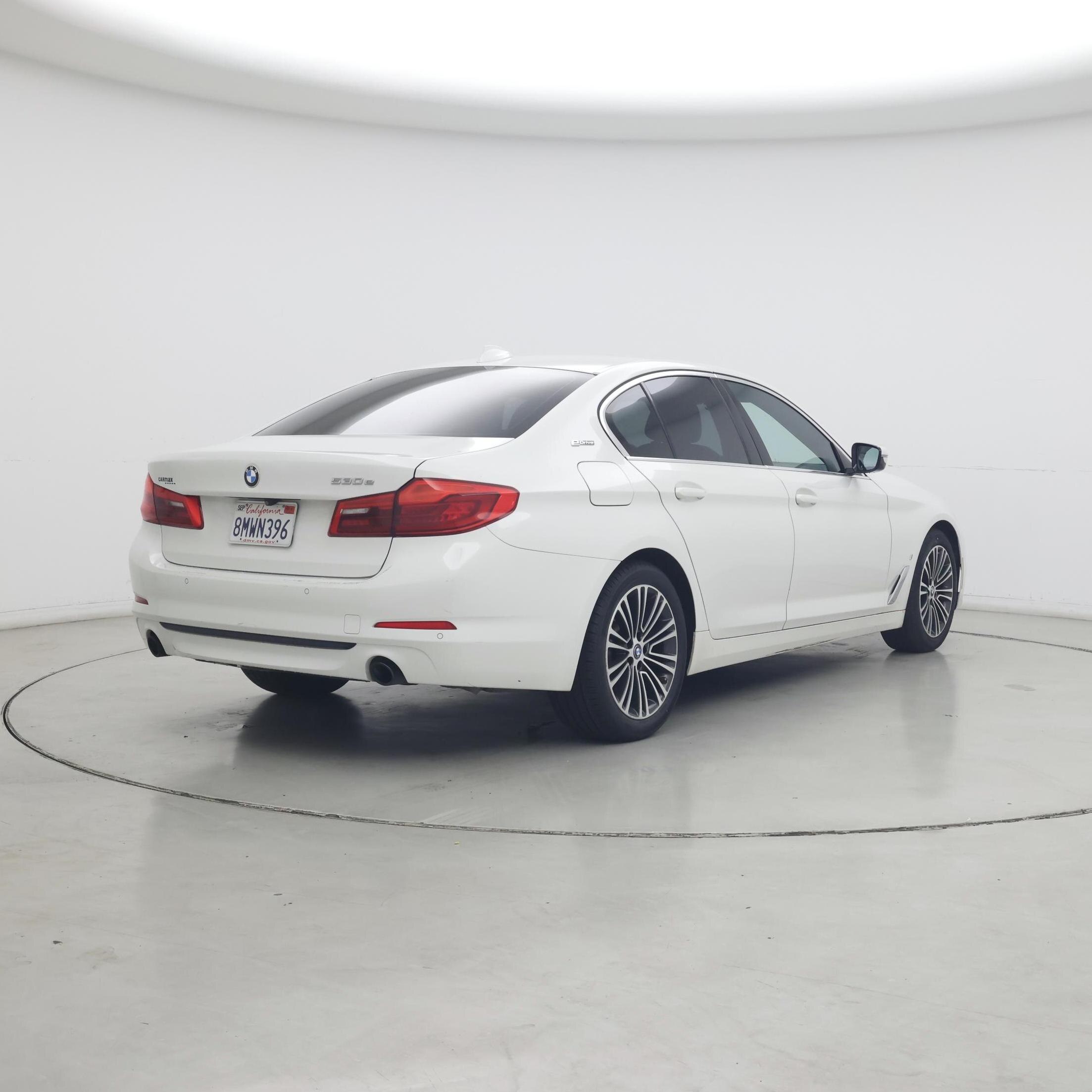Thumbnail: 2019 BMW 5 Series - 8
