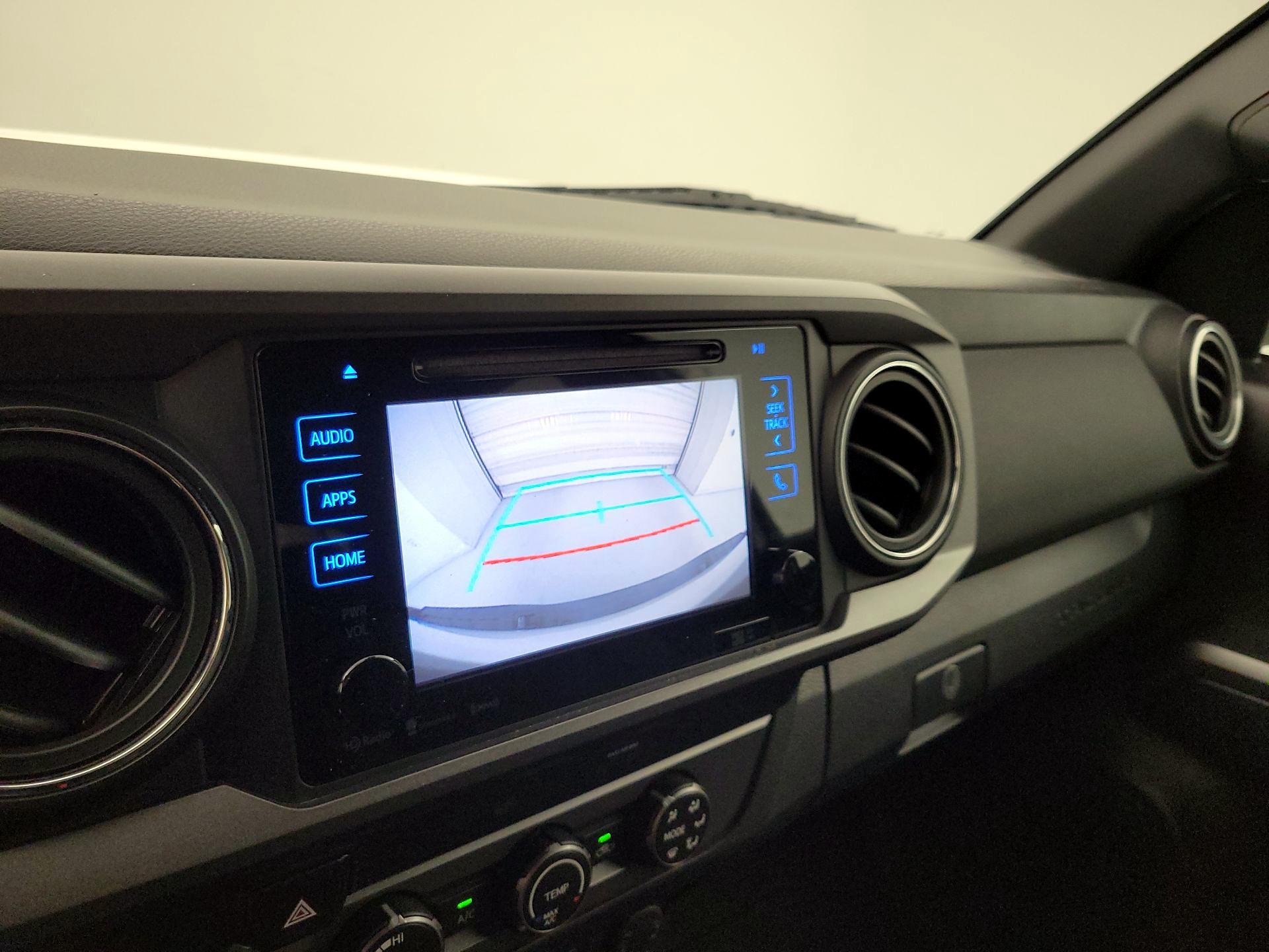 Thumbnail: 2019 Toyota Tacoma - 14